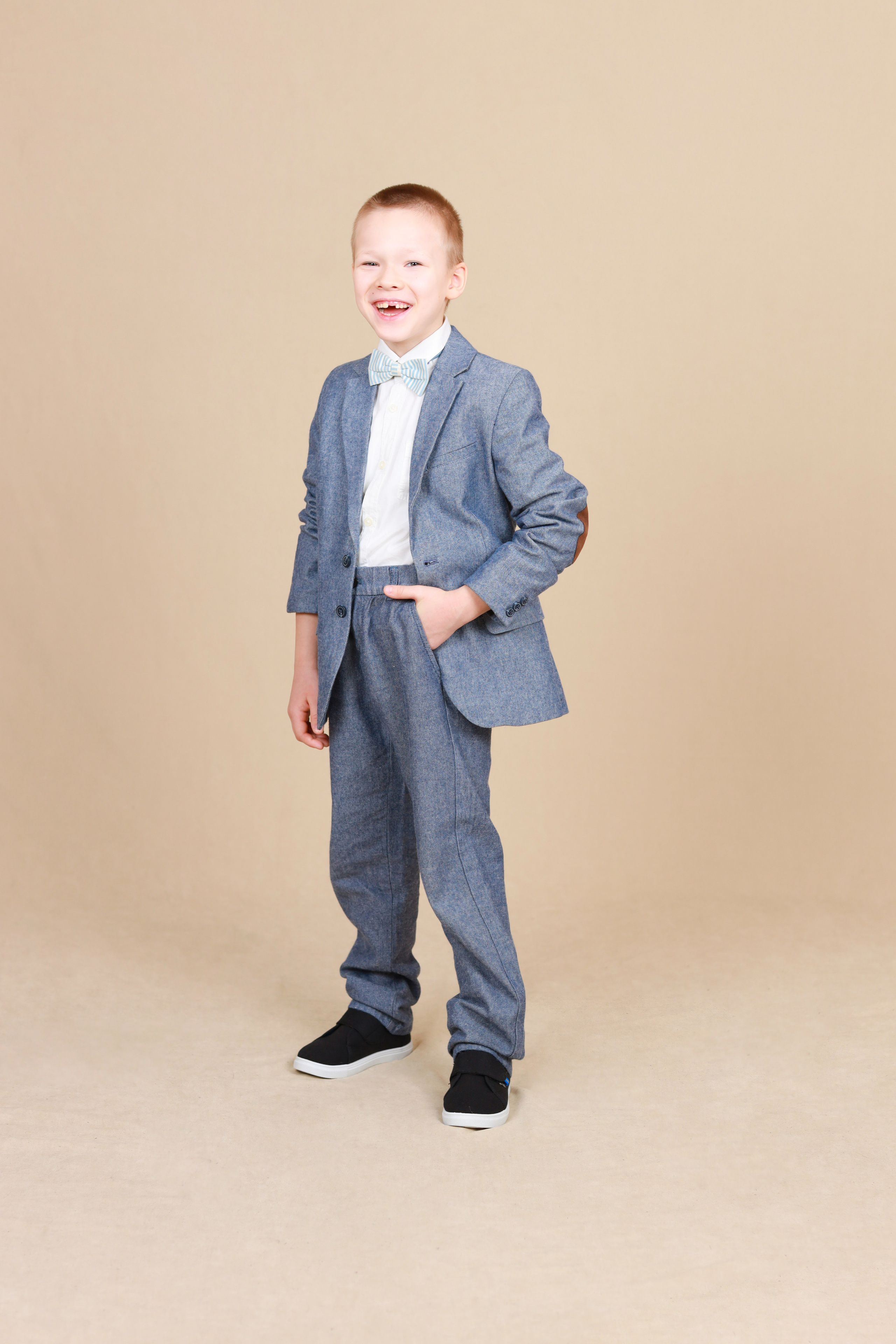 Выпускные альбомы для детского сада печать на заказ. Выпускные альбомы в Тюмени для школ, садов, вузов спортивных секций