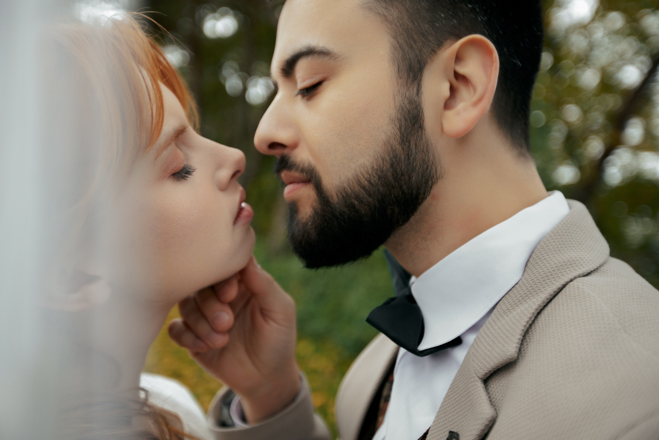 Ślubna sesja zdjęciowa w plenerze. Свадебный фотограф Варшава Лодзь Польша Елена Юцова