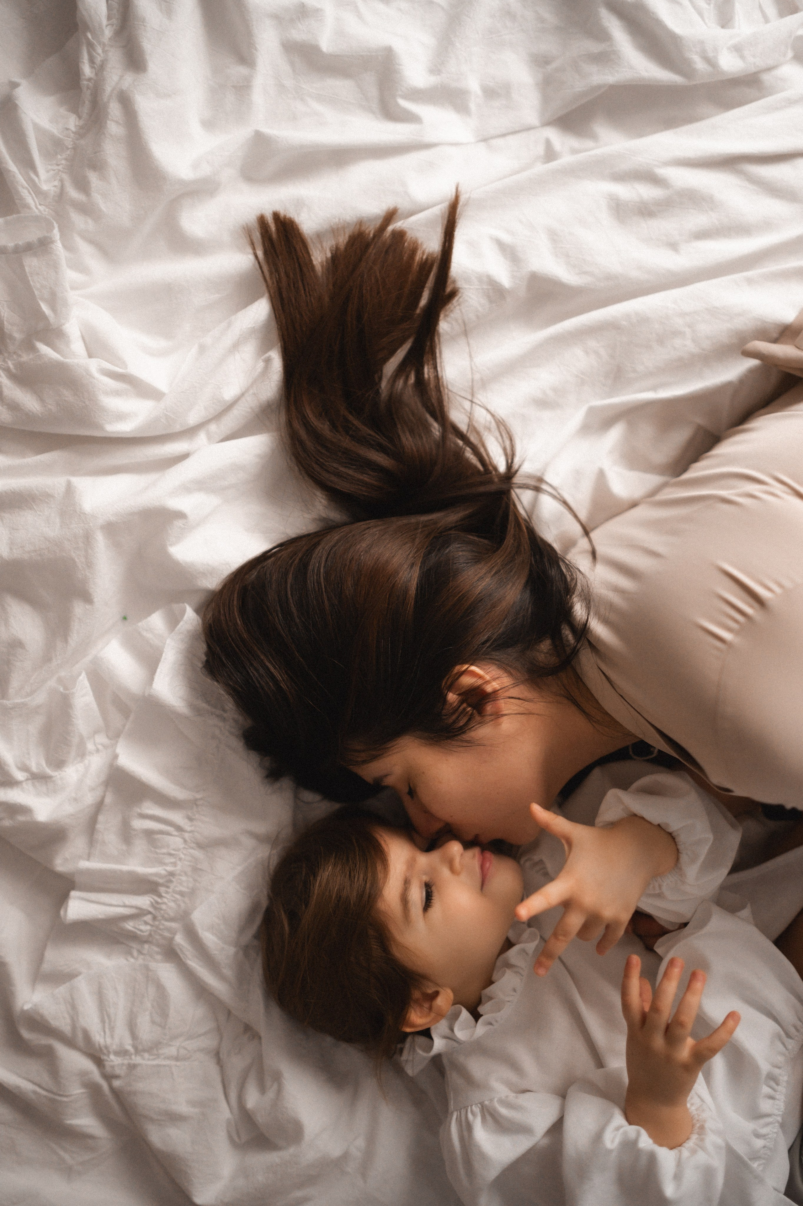 Лена и Николь дома. Семейный и свадебный lifestyle-фотограф в Москве Мария Петрова