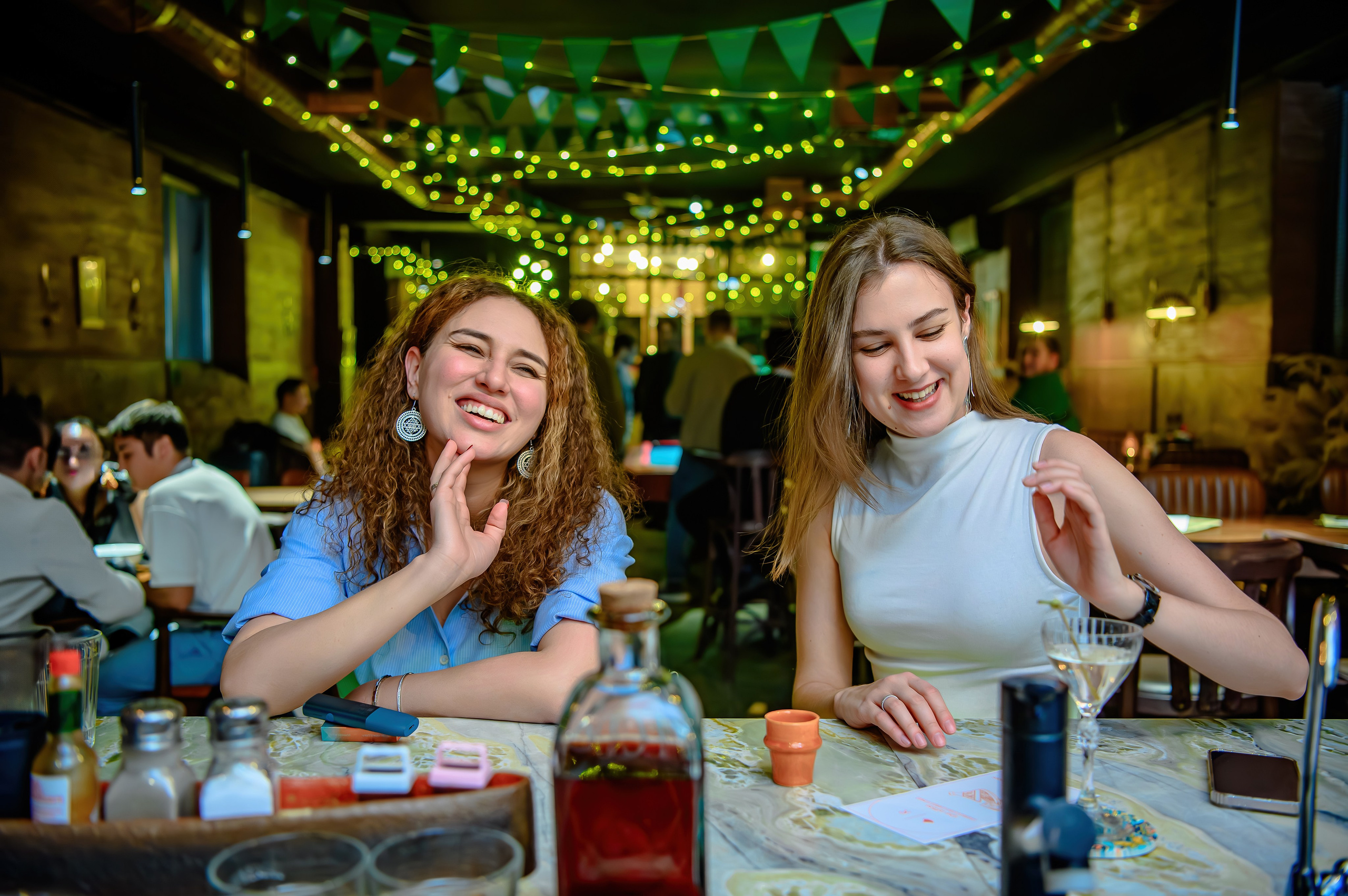 Вечеринки. Праздники. Елена Северина фотограф, Алматы: репортаж (спорт, концерты, конференции), предметная и фуд-съёмка, портреты, каталоги, фэшн, ретушь