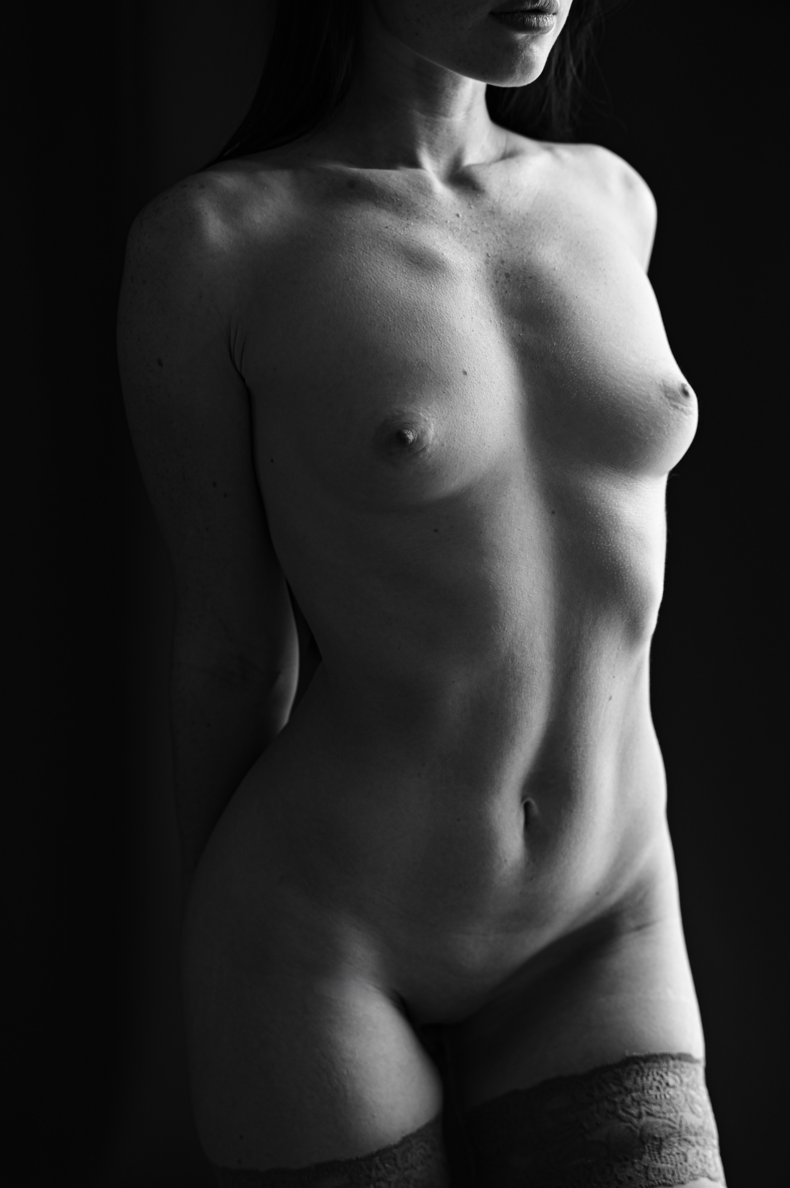 Level 2 — Monochrome nu