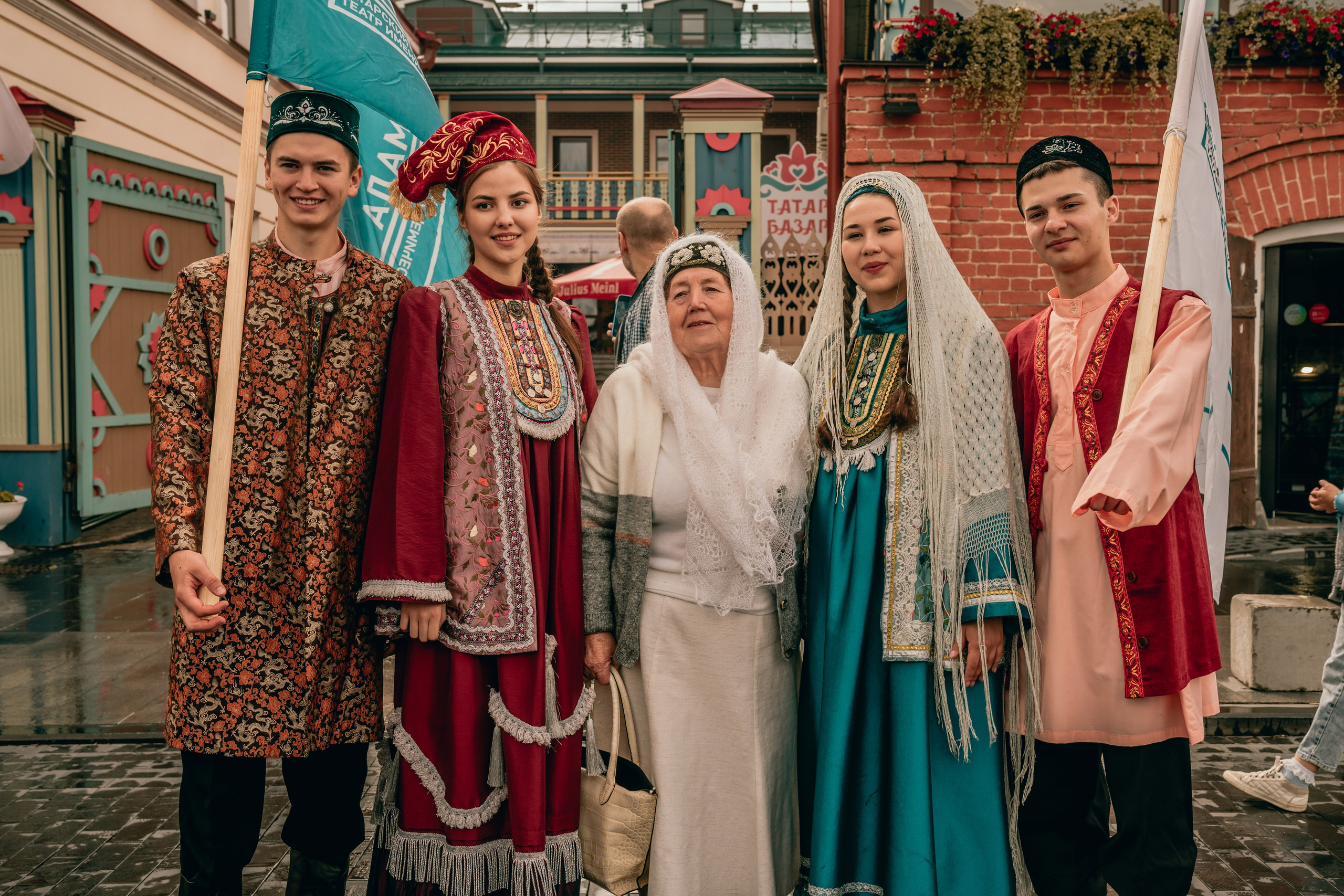 Печән базары. Главная