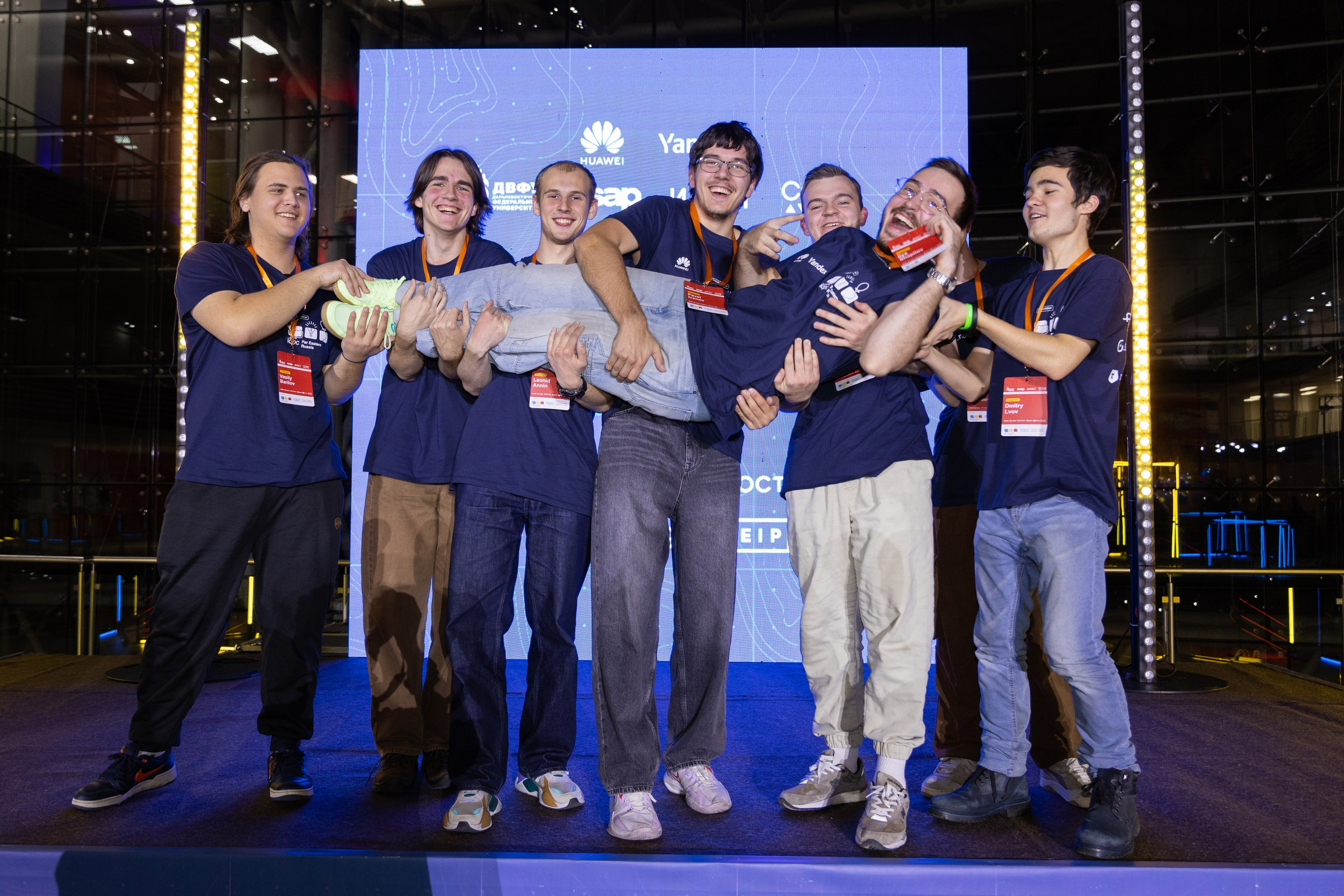 ICPC 2025 / Спортивное программирование. Олег Катакинов| Репортажный фотограф в городе у моря (Владивосток)