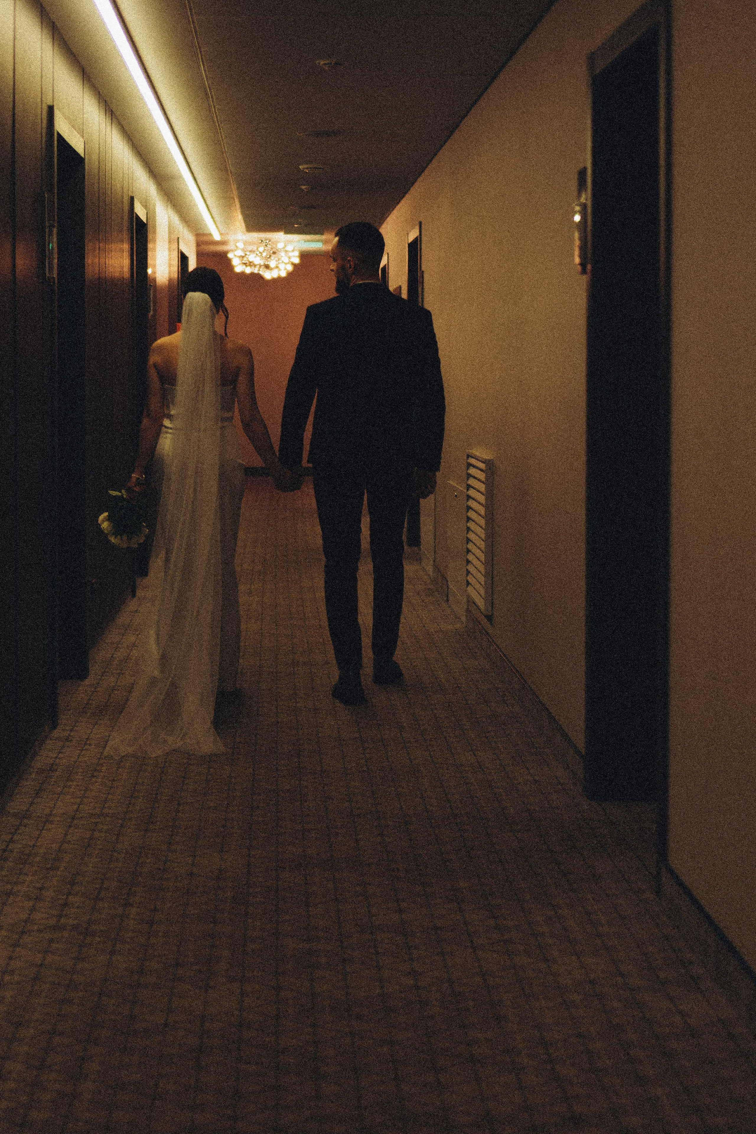 СВАДЕБНАЯ СЬЕМКА СБОРОВ ЖЕНИХА И НЕВЕСТЫ В ОТЕЛЕ И ТАКЖЕ ФОТОСЕССИИЯ В ОТЕЛЕЕ МЕГАПОЛИС БРЯНСК. Профессиональный фотограф, Санкт-Петербург — Виктория Богомолова