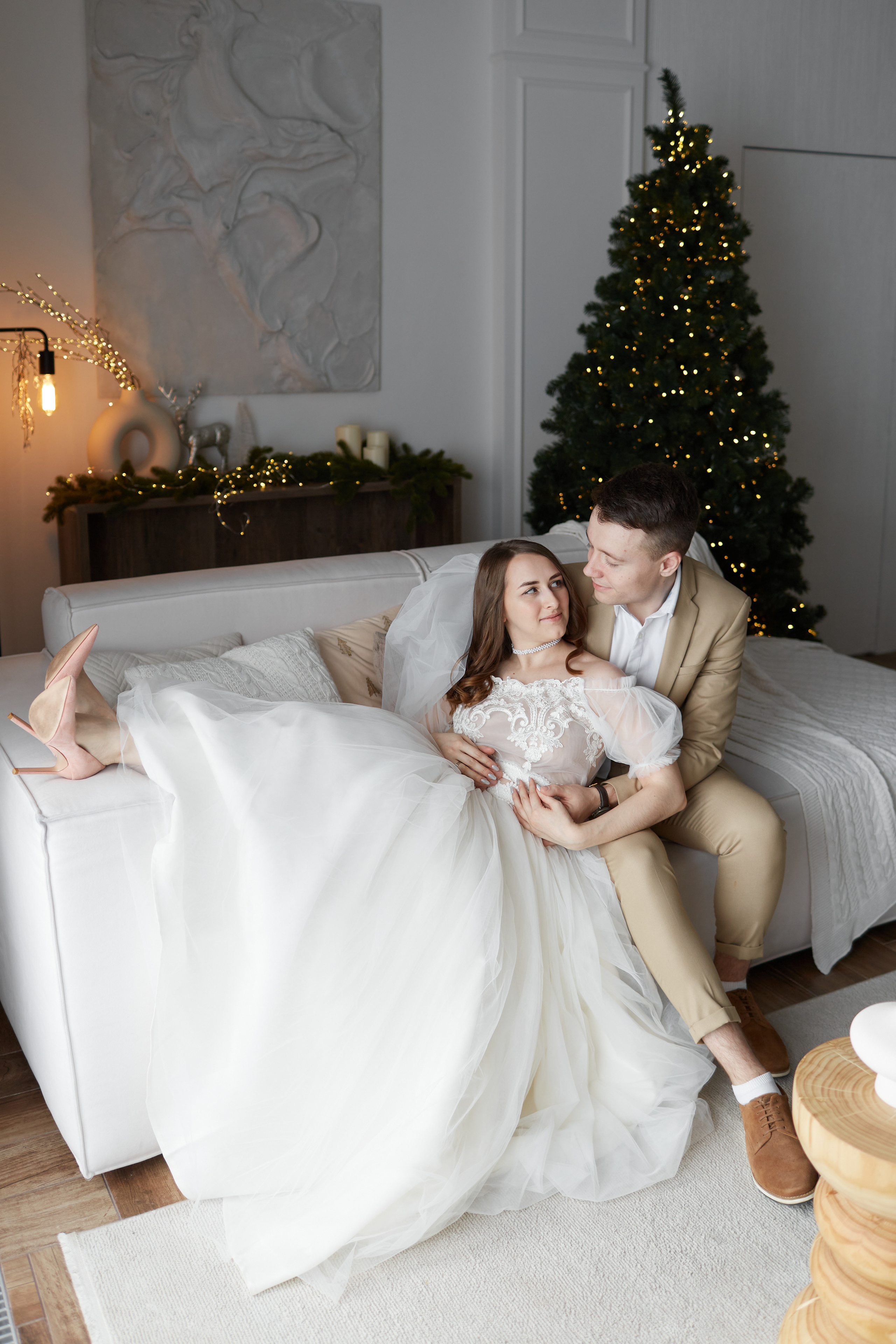 Свадебная фотосессия в фотостудии на 25 этаже, г. Самара. Свадебный и семейный фотограф в Самаре Грибцова Людмила