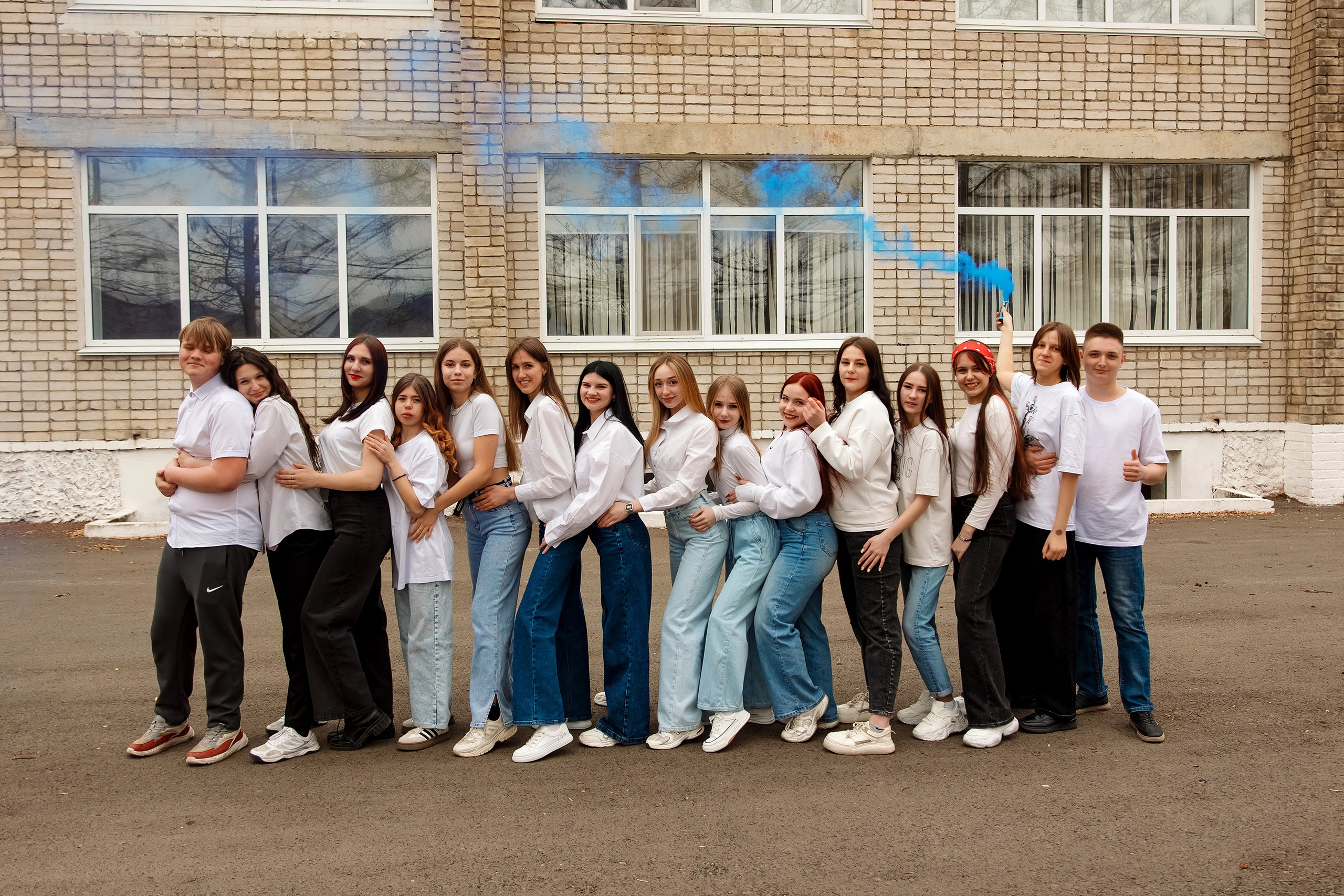 11 класс с. Барабаш. Фотограф Любовь Корниенко, Примоский край