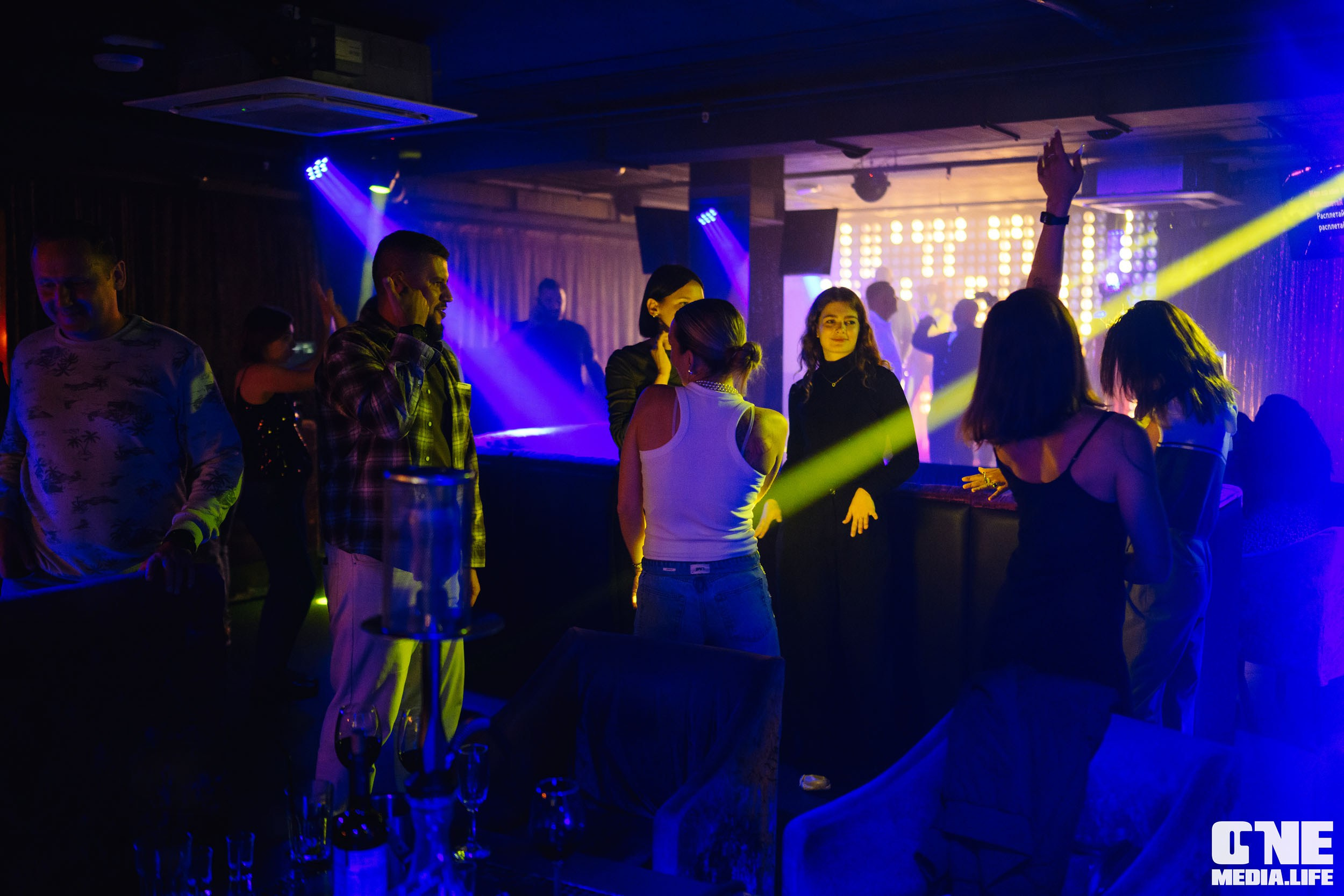 Фоторепортаж из караоке-клуба Эйфория. One Media Life: фоторепортажи, фотоотчеты с мероприятий и заведений