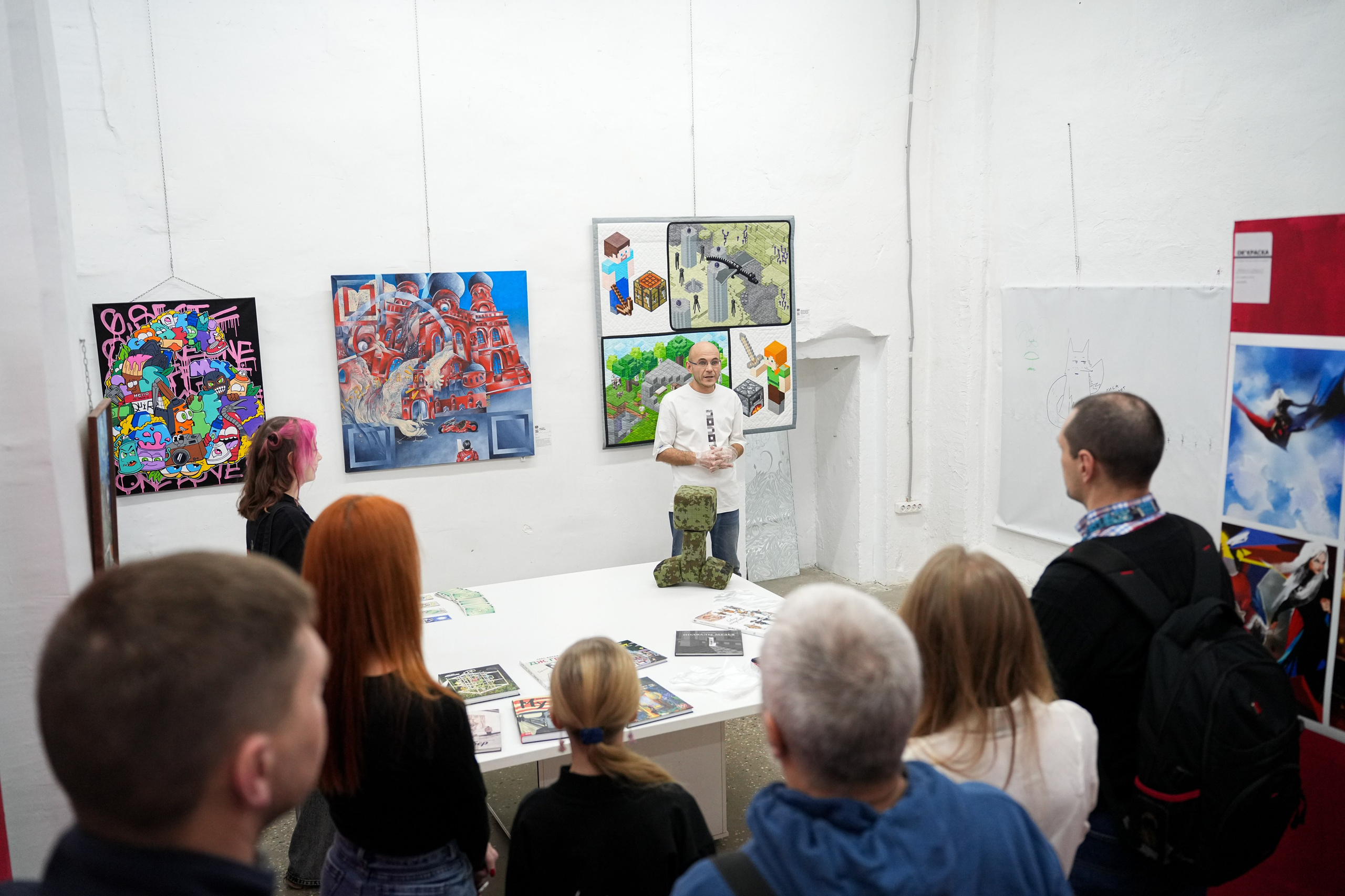 Открытие выставки «КомиксАрт». Спортивный и репортажный фотограф в Иваново Сергей Силкин