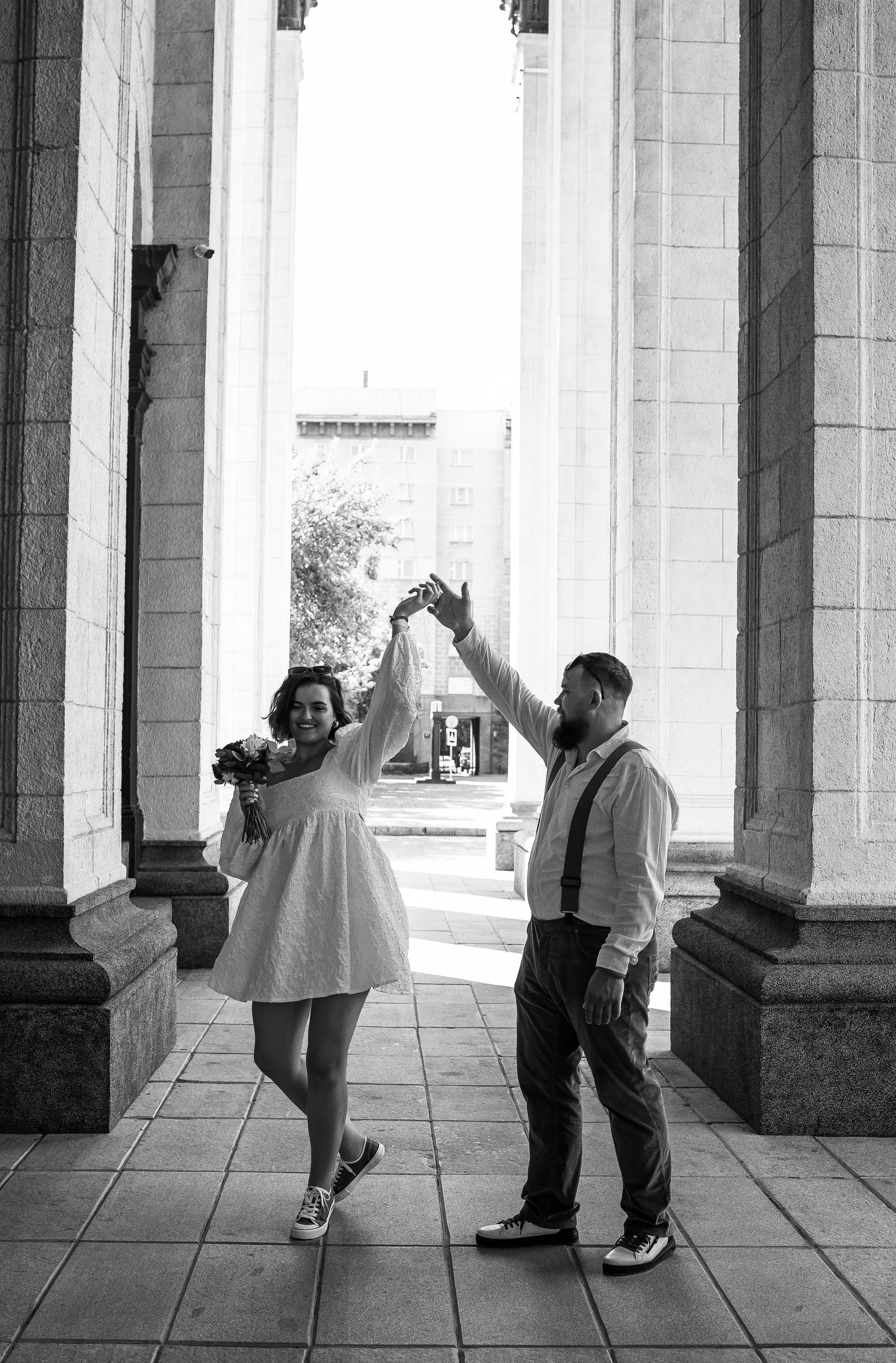 Руслан и Вера (прогулка по центру). Фотограф Новосибирск