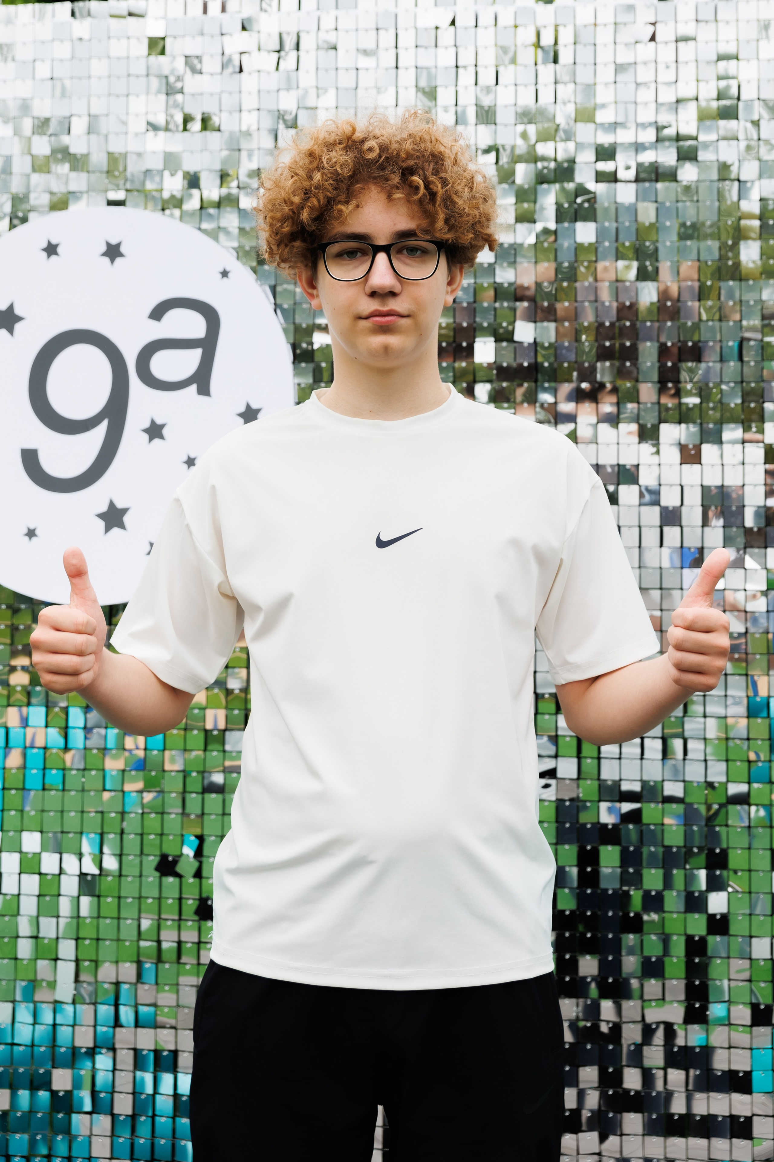 ВЫПУСКНОЙ 9а. Фотограф семейных, детских, репортажных съёмок г. Уссурийск-Владивосток