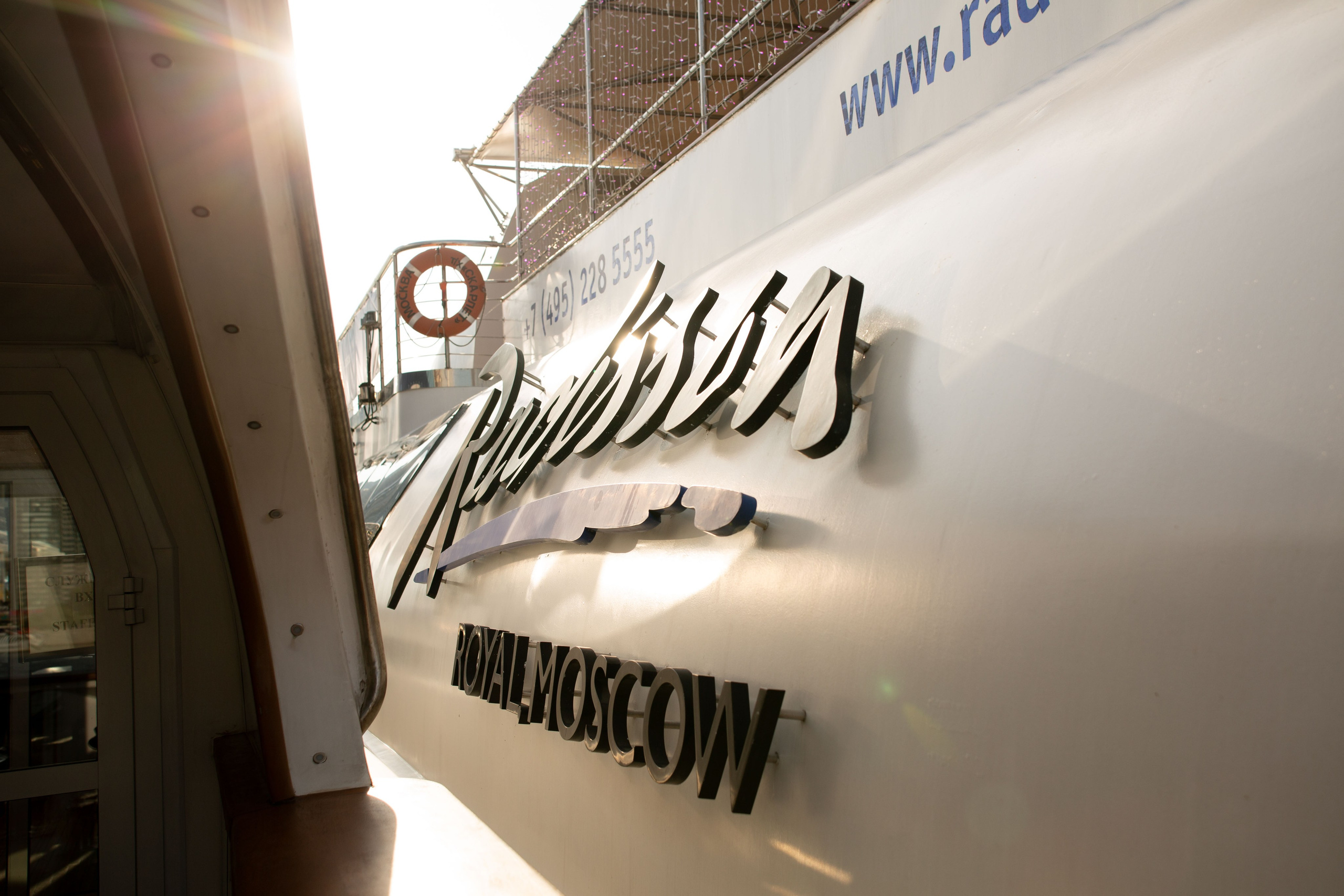 Dubai Vibes Intourist Cruise Party. Семейный и детский фотограф Анна Петракова