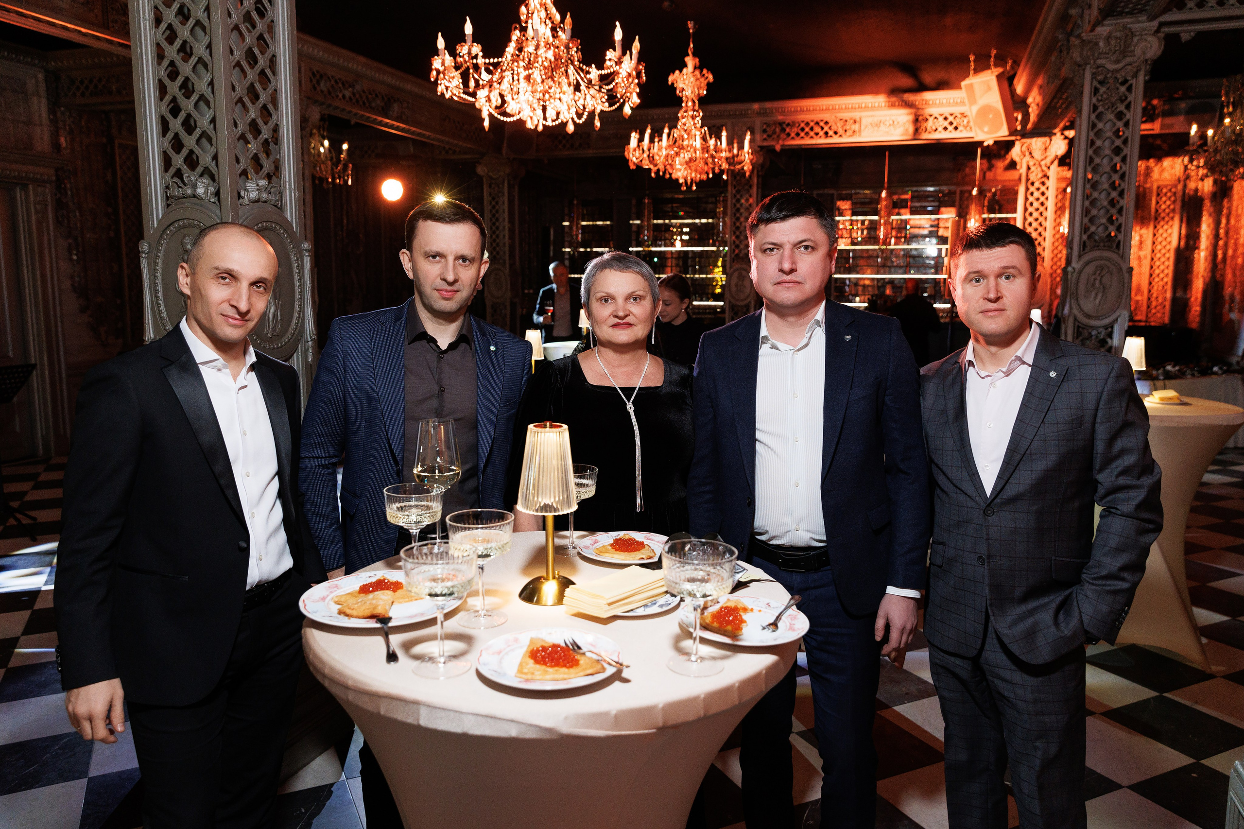 Новогодний ужин Сбер