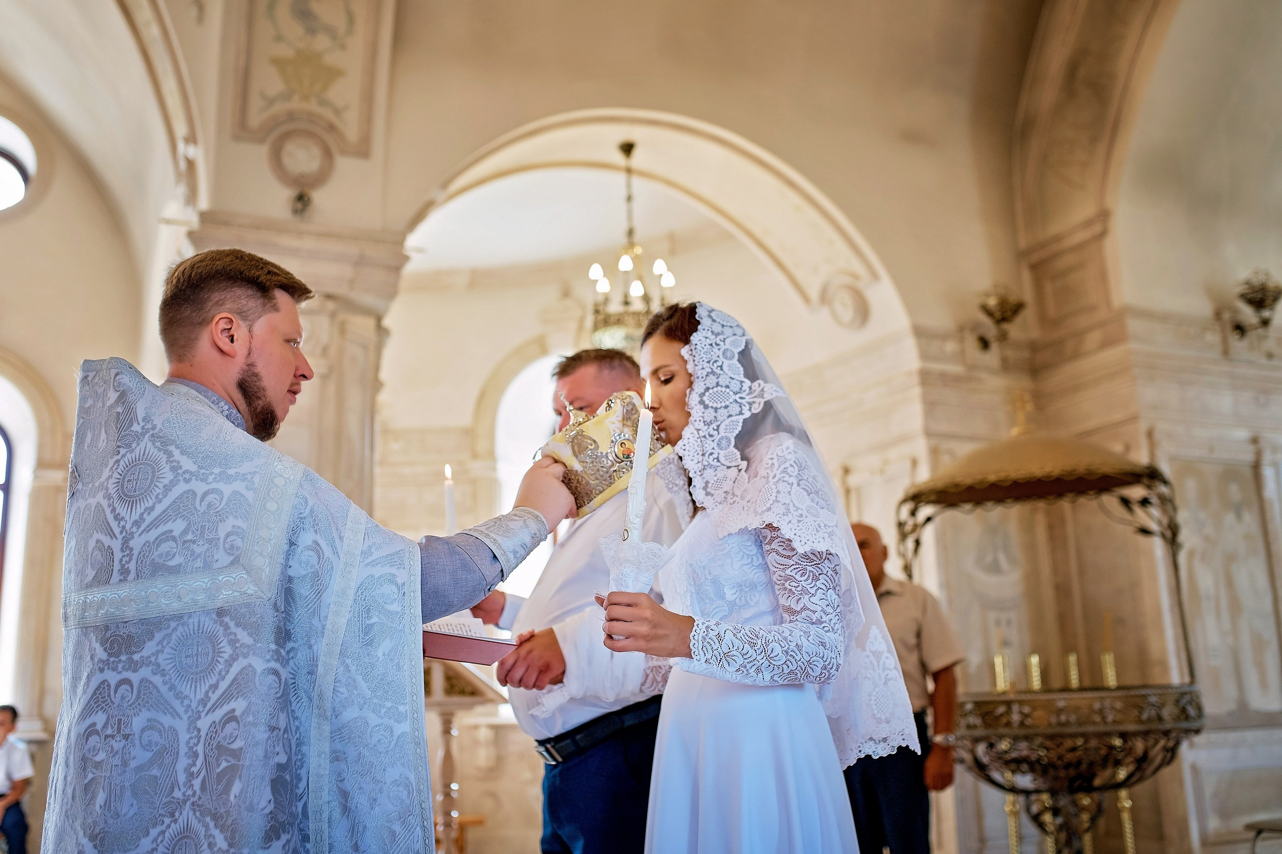 Венчание Ирина и Владимир. Фотограф на Крещение и Венчание в Барнауле
