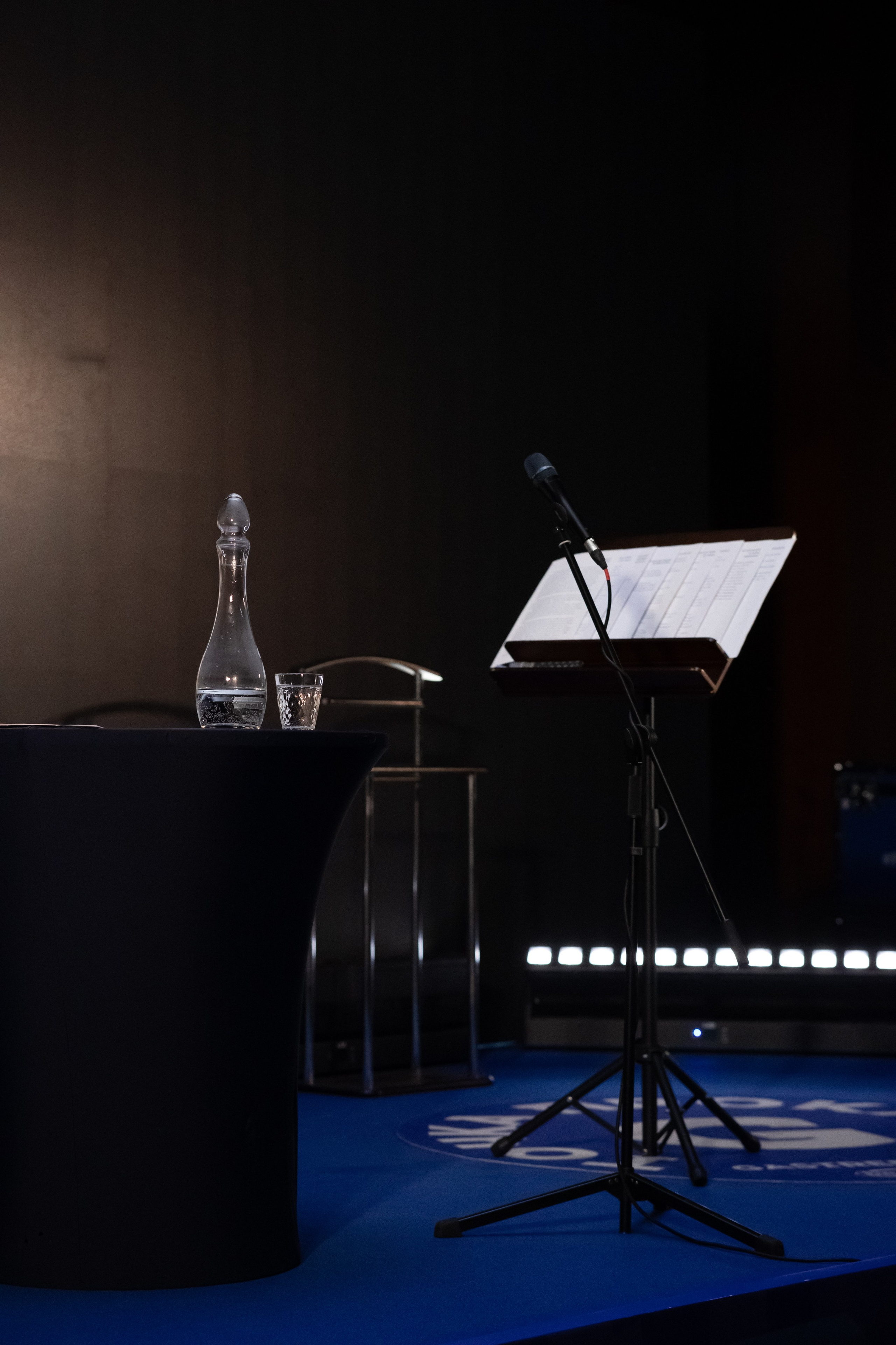 ЕВГЕНИЙ ГРИШКОВЕЦ [СПЕКТАКЛЬ]. Арина Тамочкина. Фотограф Краснодарю