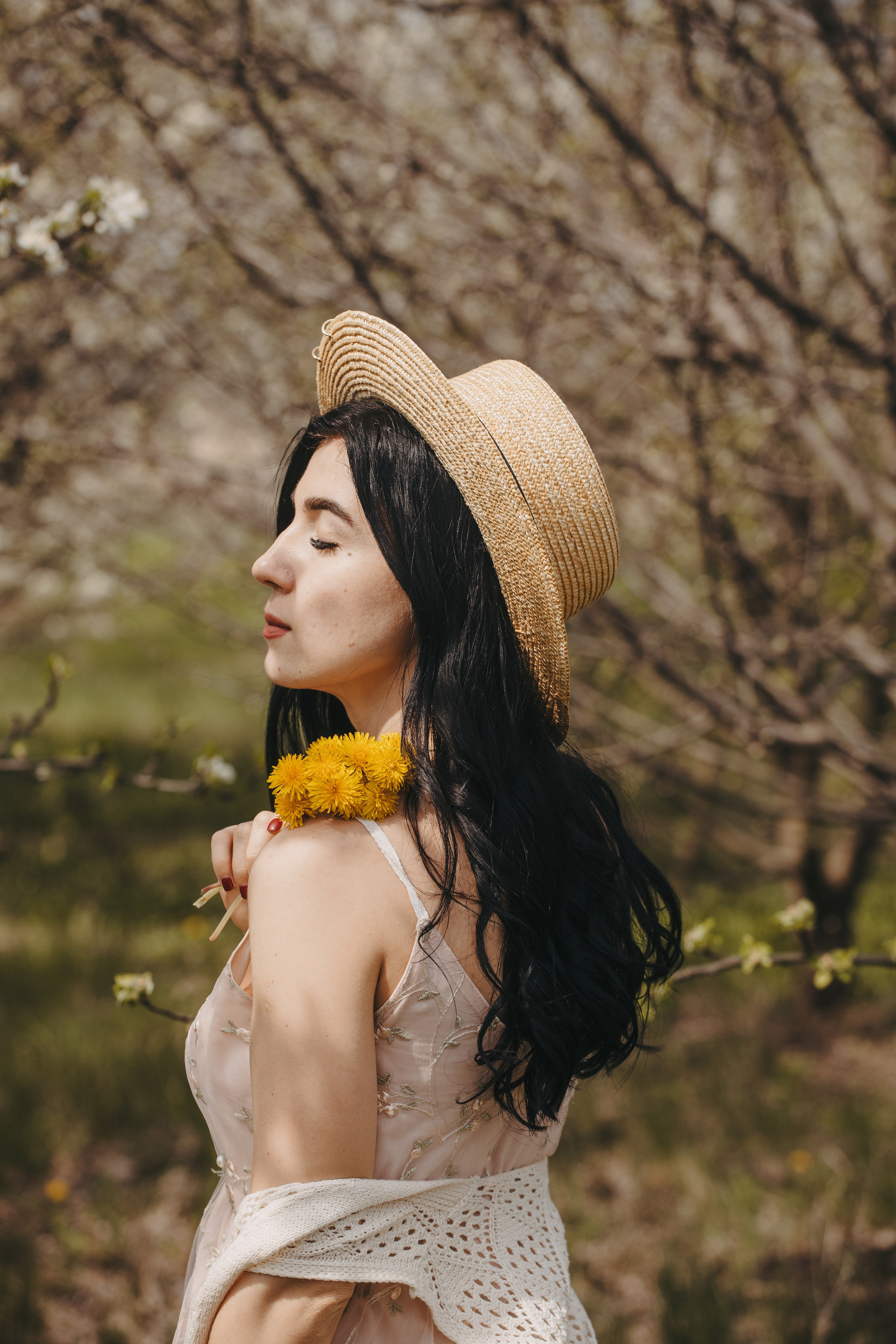 Фотосессия в цветущем яблоневом саду. Свадебный и семейный фотограф в Краснодарском крае Мария Данилкина