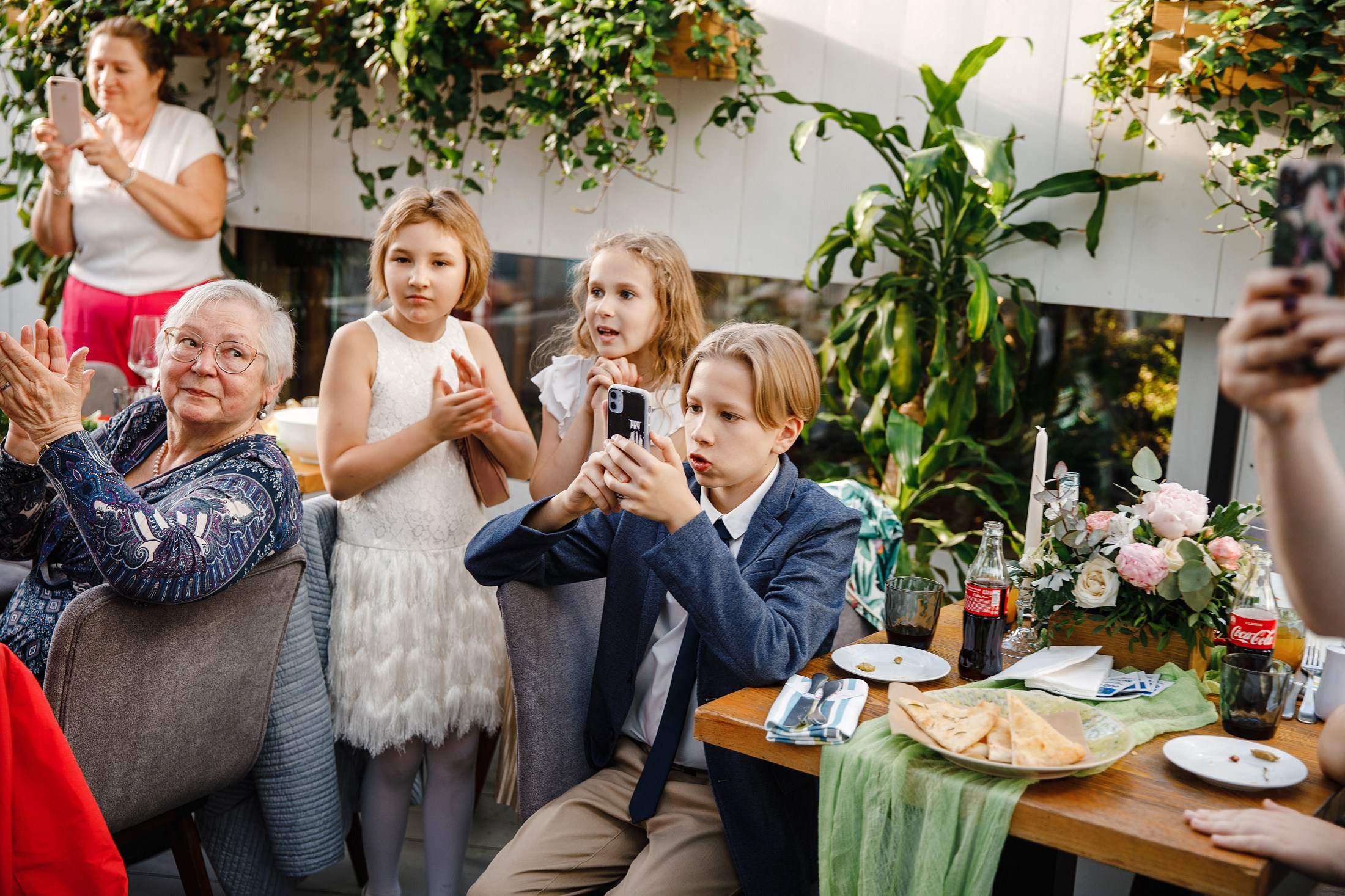 Женя и Вика. Главная