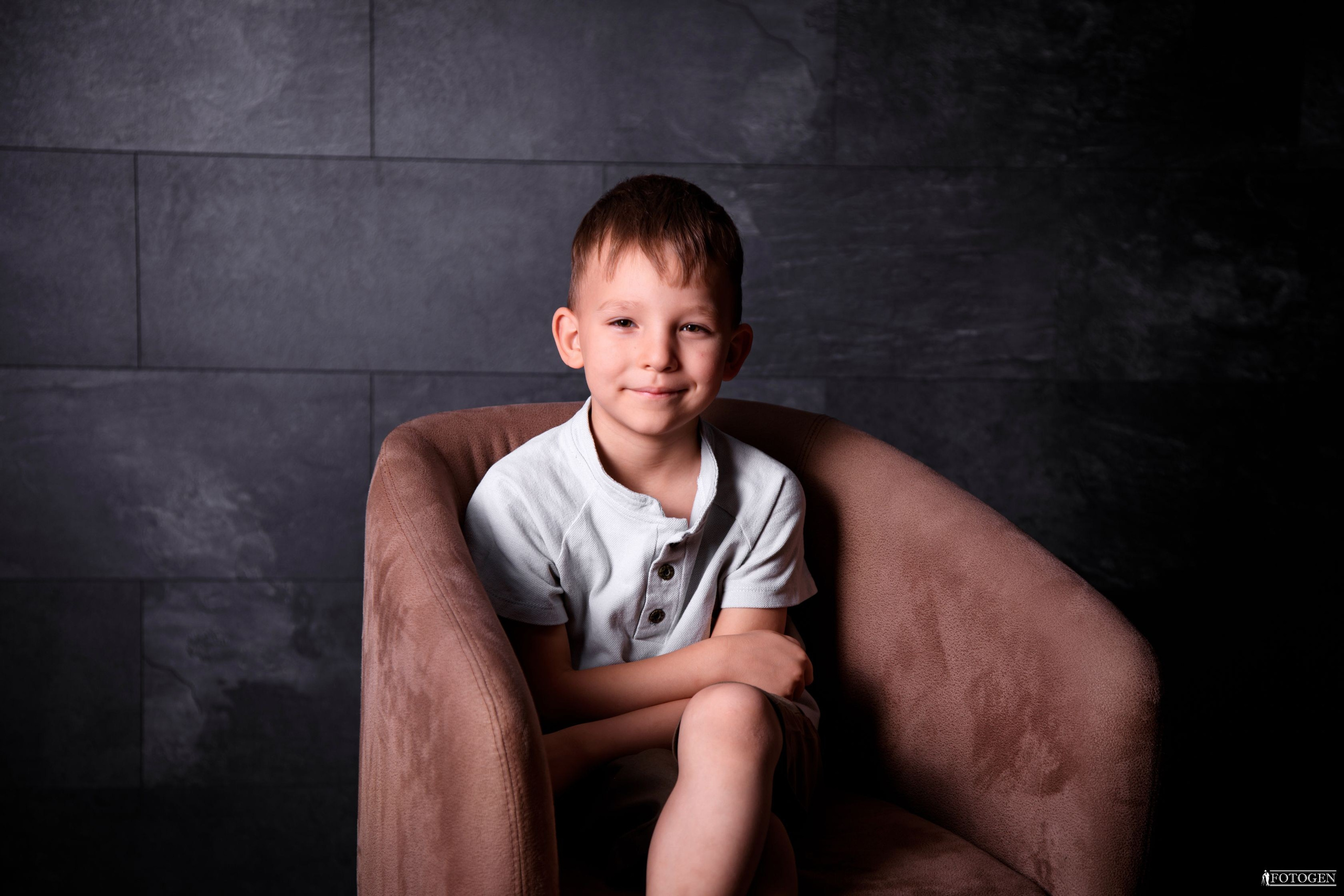 Фотосессия Мальчиков до 6 лет в Студии — Fotogen. Интерьерная фотостудия FOTOGEN г. Краснодар
