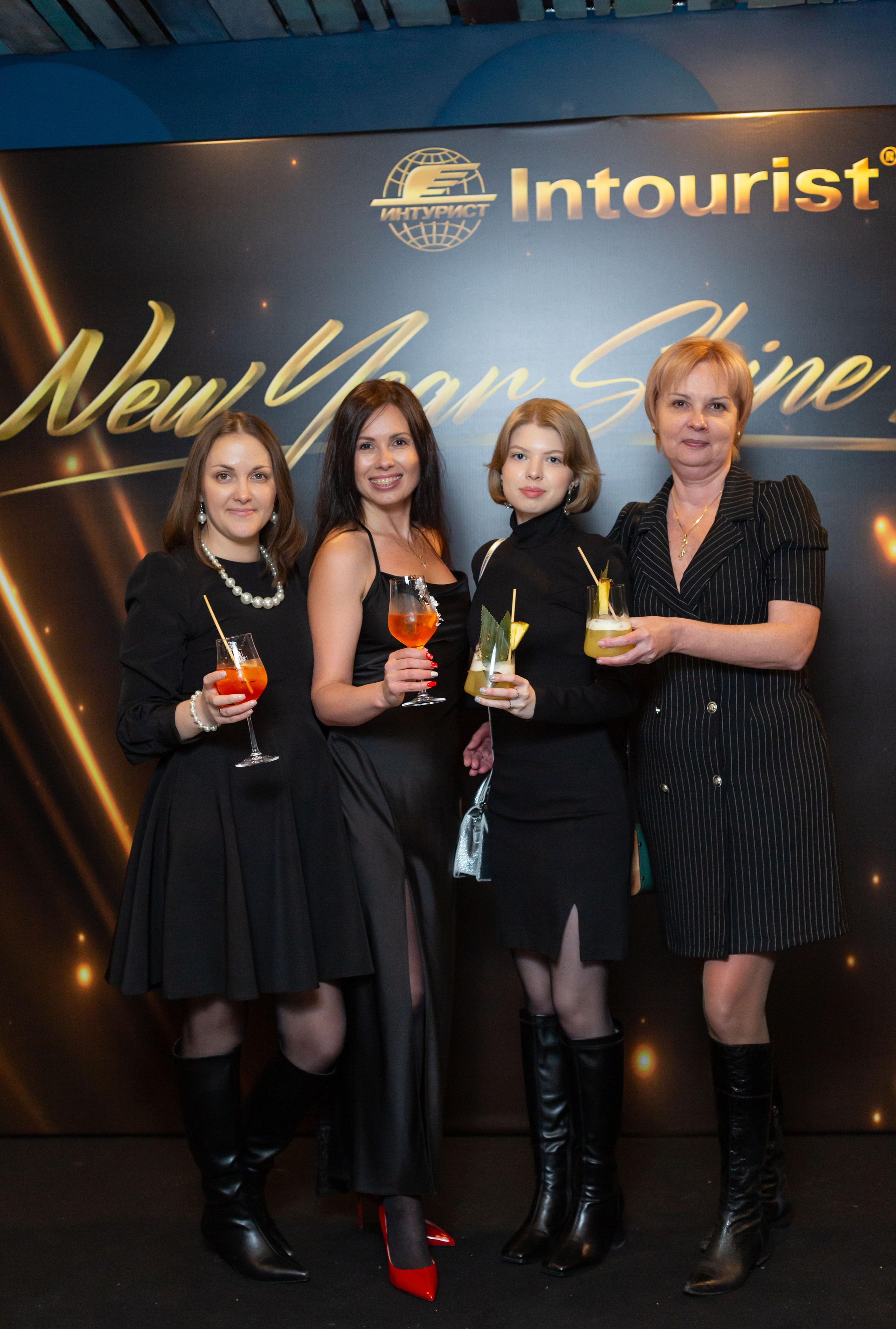 Корпоратив ресторан Времена года Москва. Семейный и детский фотограф Анна Петракова