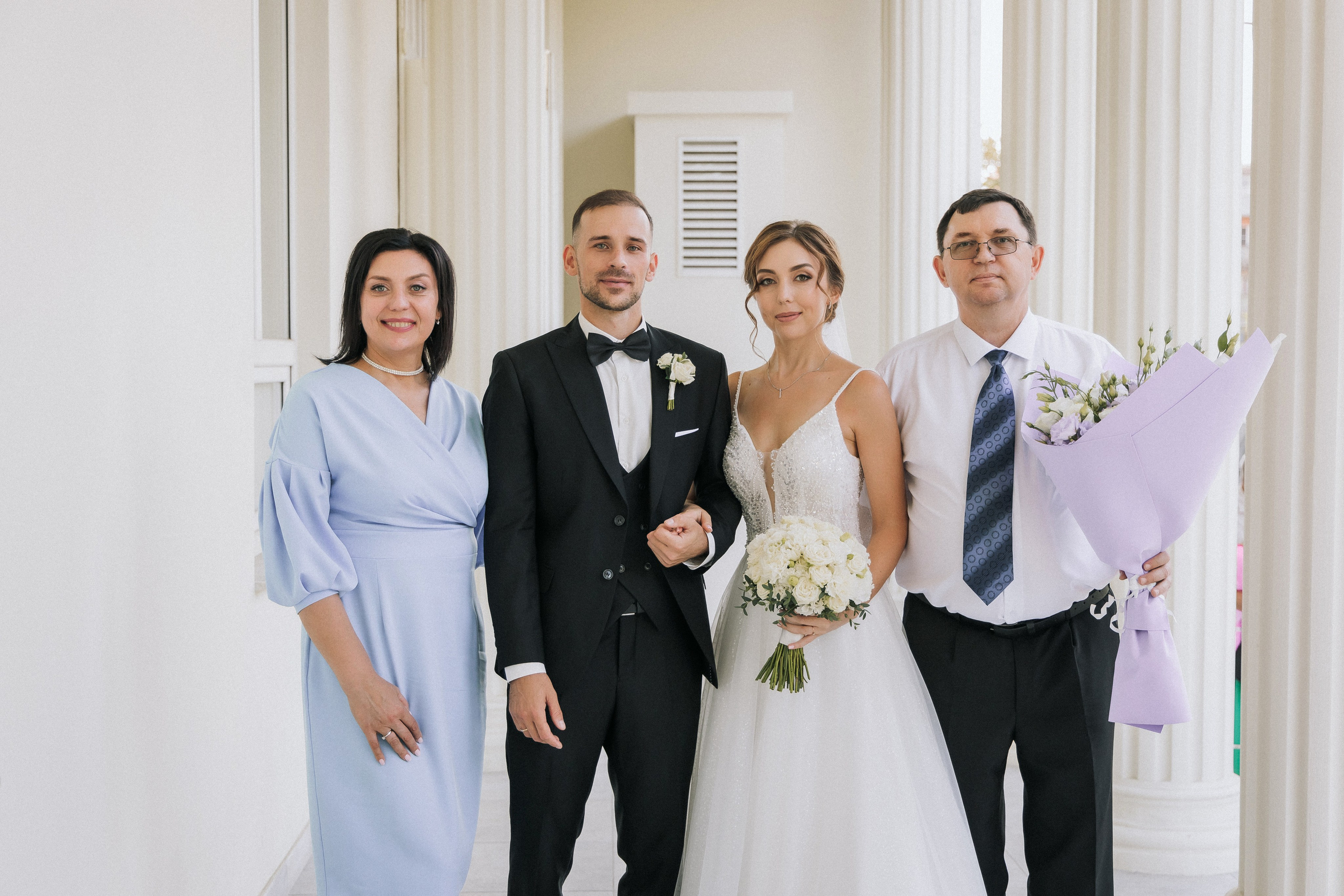 Свадебная прогулка Екатерины и Евгения. Свадебная фотография. Арина Рубах