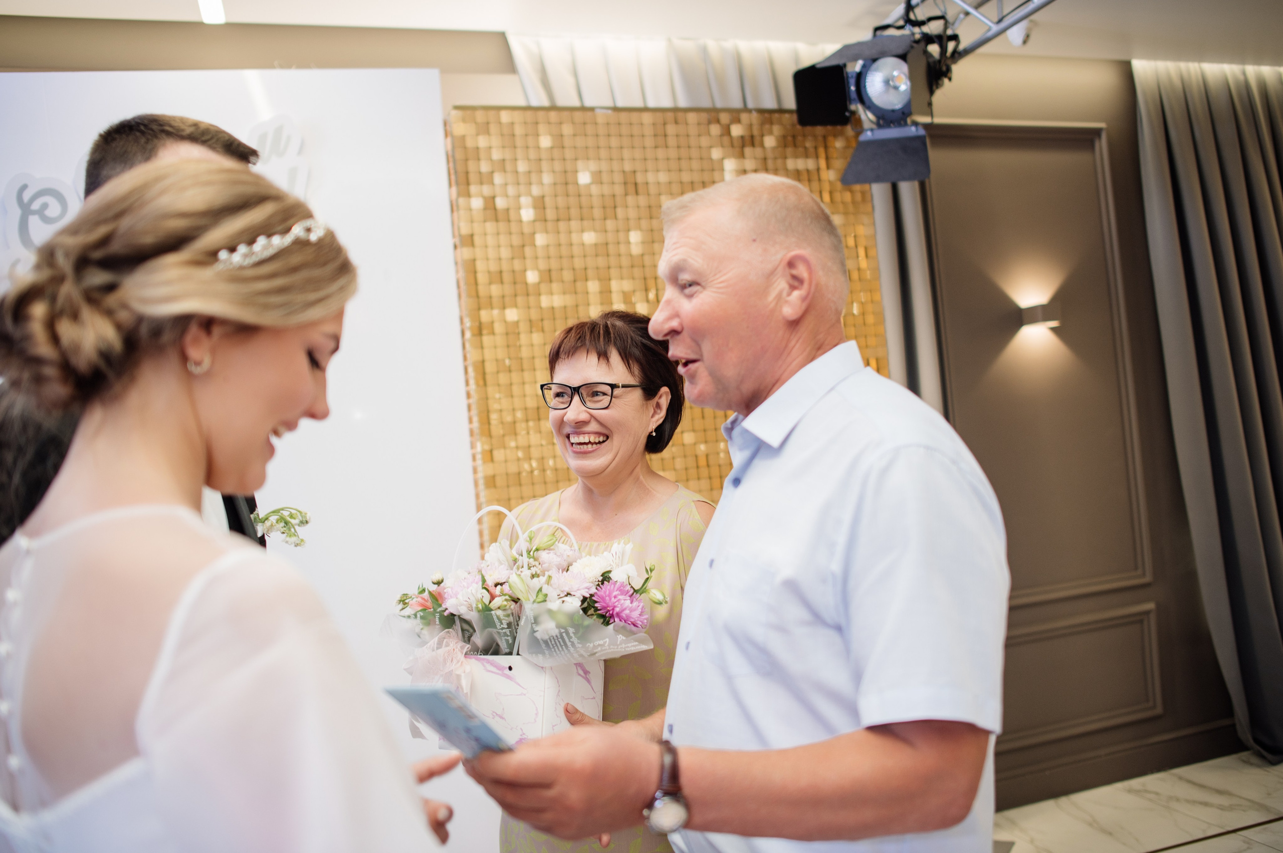 Свадебная фотосессия в Овстуге и Дятьково. Свадебный и репортажный фотограф видеограф Брянск/Москва