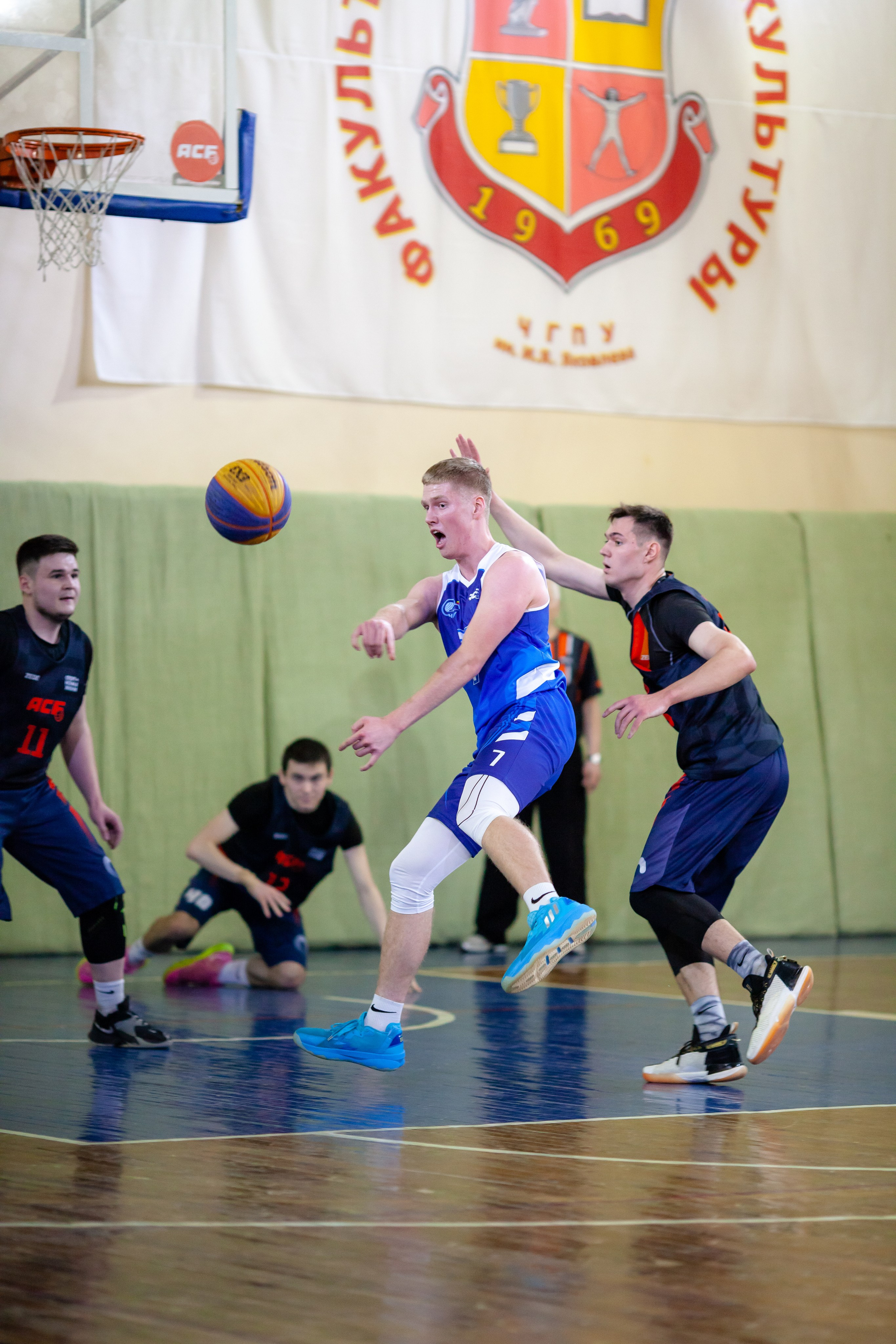 3×3. Фотография