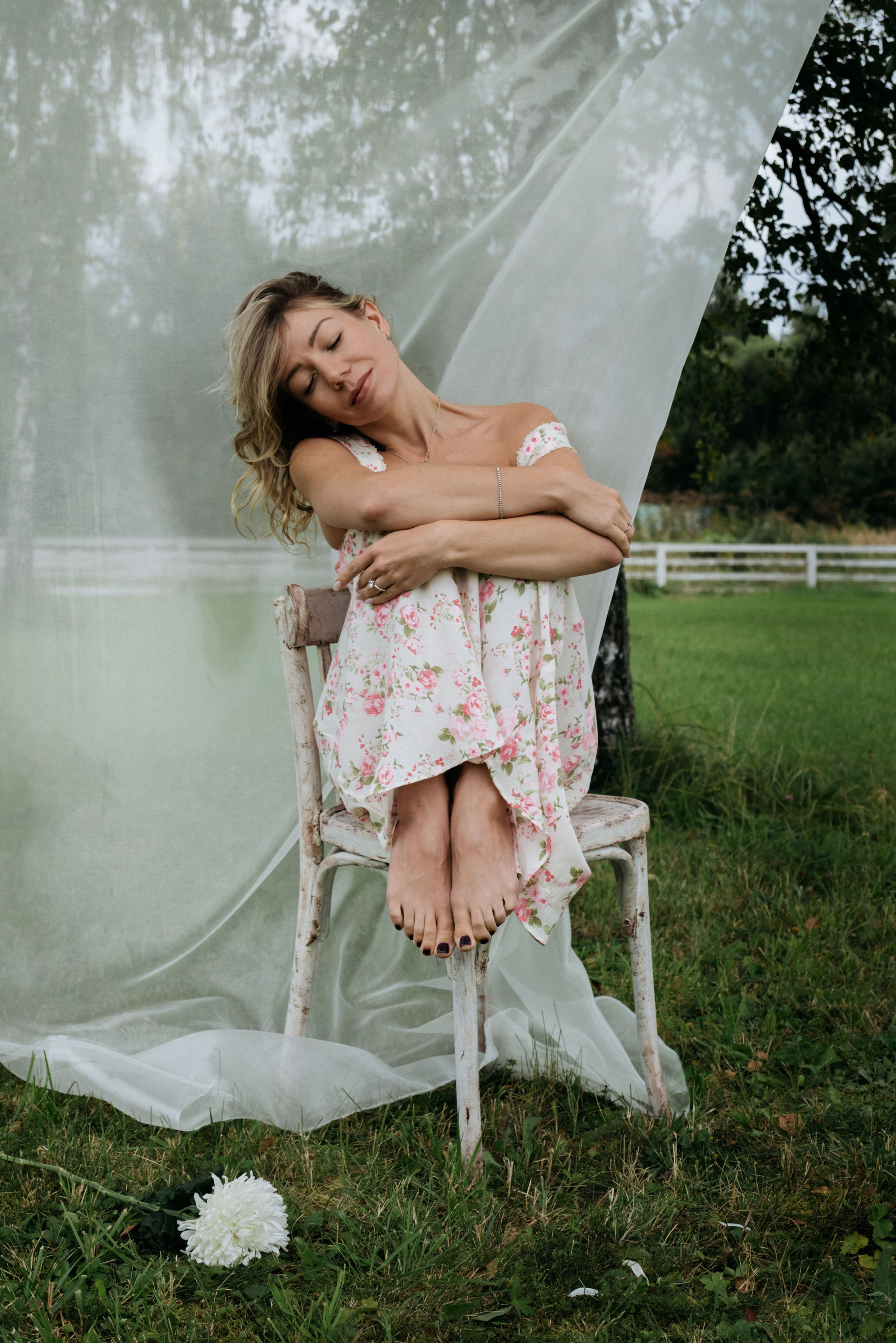 Индивидуальная фотосессия в парке. Профессиональный фотограф в Твери Иванова Юлия