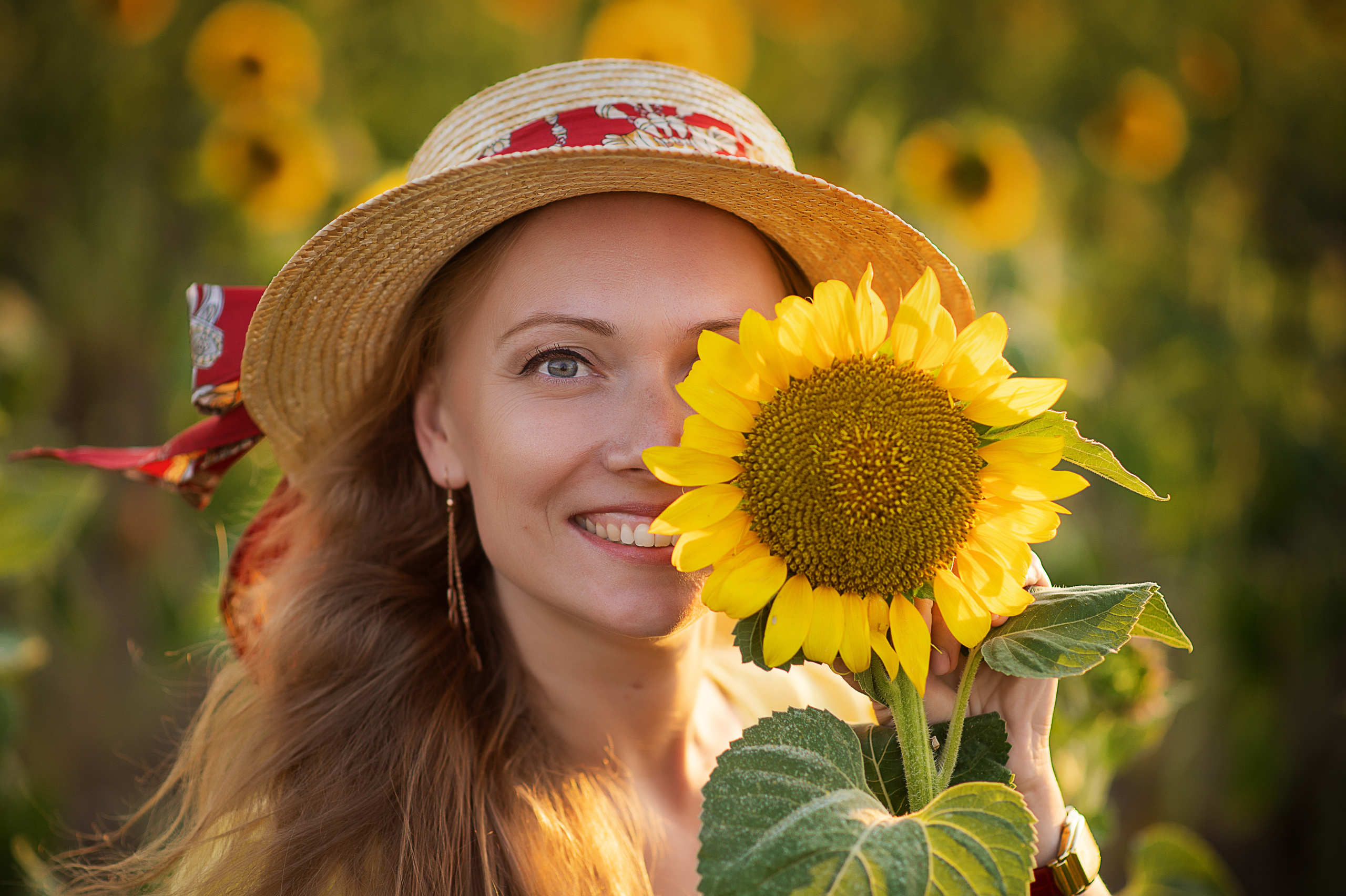 фотосессия в подсолнухах Крым, фотограф Севастополь, фотограф в Севастополе, фотосессия Севастополь, фотосессия в Севастополе, женский портрет, стоимость фотосессии Севастополь, фотограф Севастополь цена, семейная фотосессия Севастополь, услуги фотографа Севастополь, фотограф Севастополь прайс
