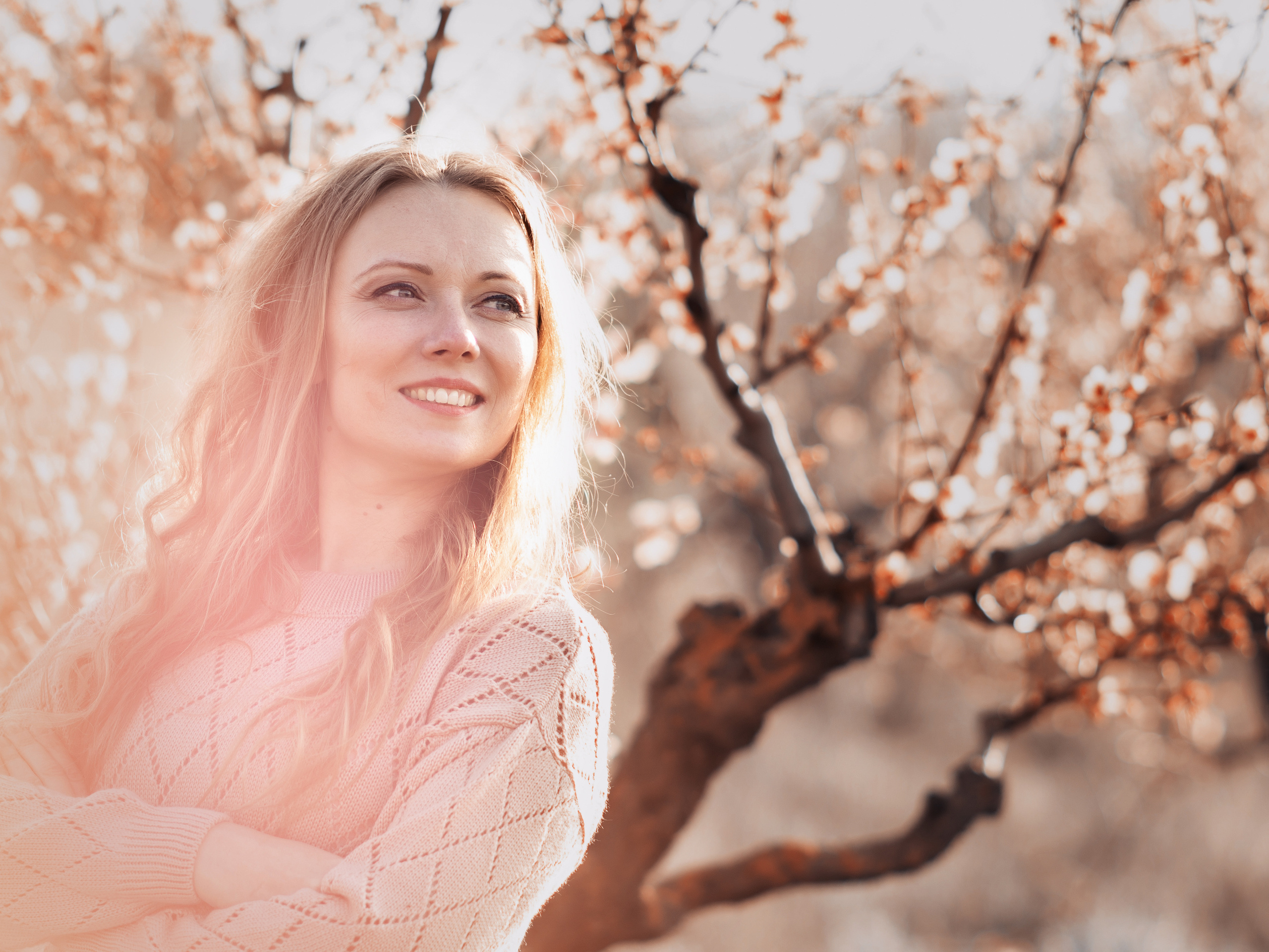 фотосессия в цветущих садах, фотограф Севастополь,  фотограф в Севастополе,  фотосессия в цветущих персиках,  фотосессия в персиковых садах, весенняя фотосессия, персиковый сад Севастополь,  персиковые сады Севастополь