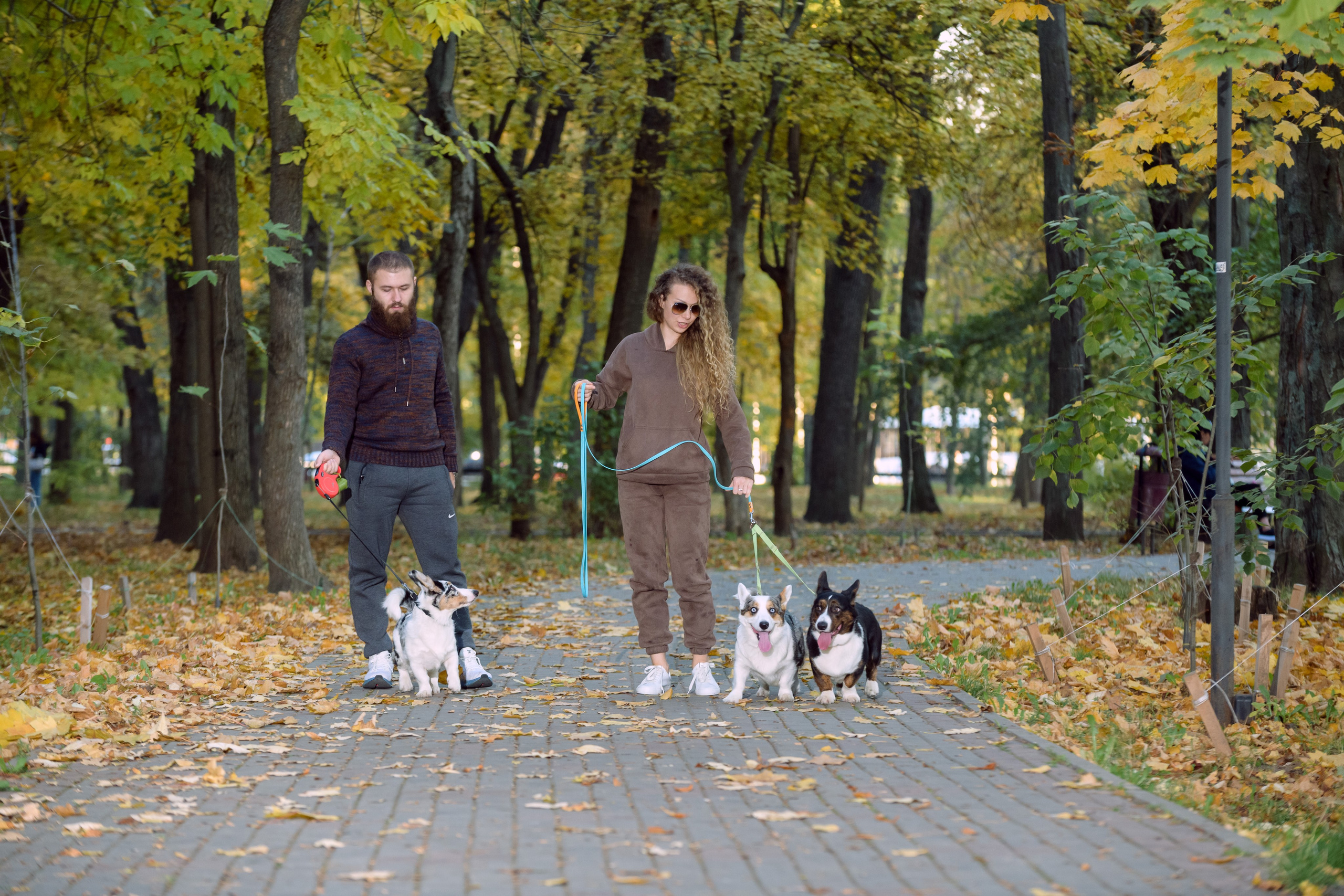 Оля и Ваня с собаками. Фотограф в Ростове-на-Дону Маркер Елена