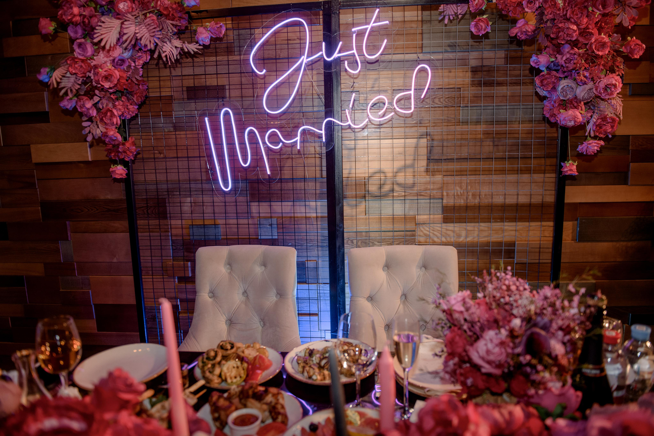 #Фуксия Ирина и Даня. Анна Чугунова