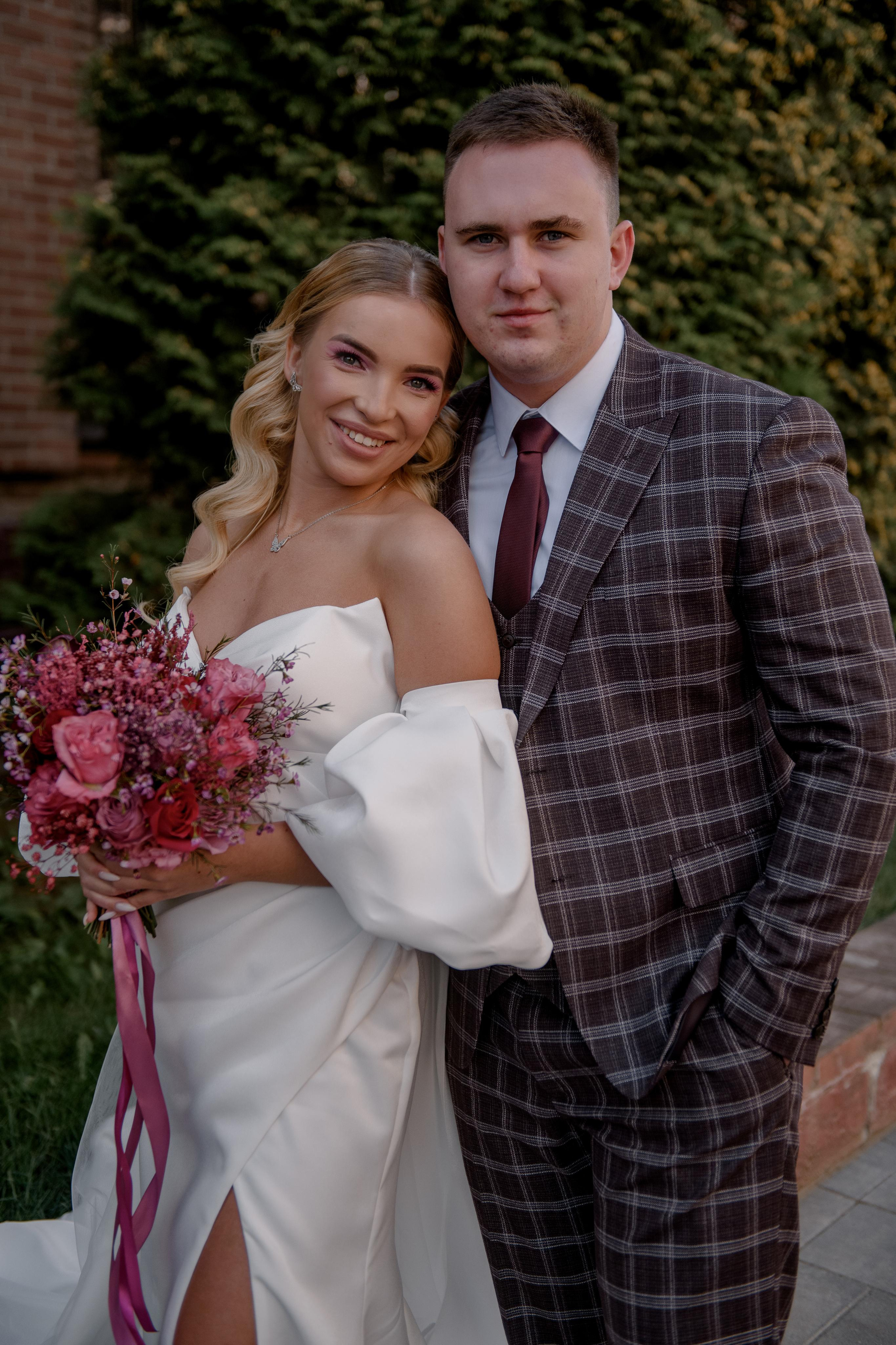 #Фуксия Ирина и Даня. Анна Чугунова