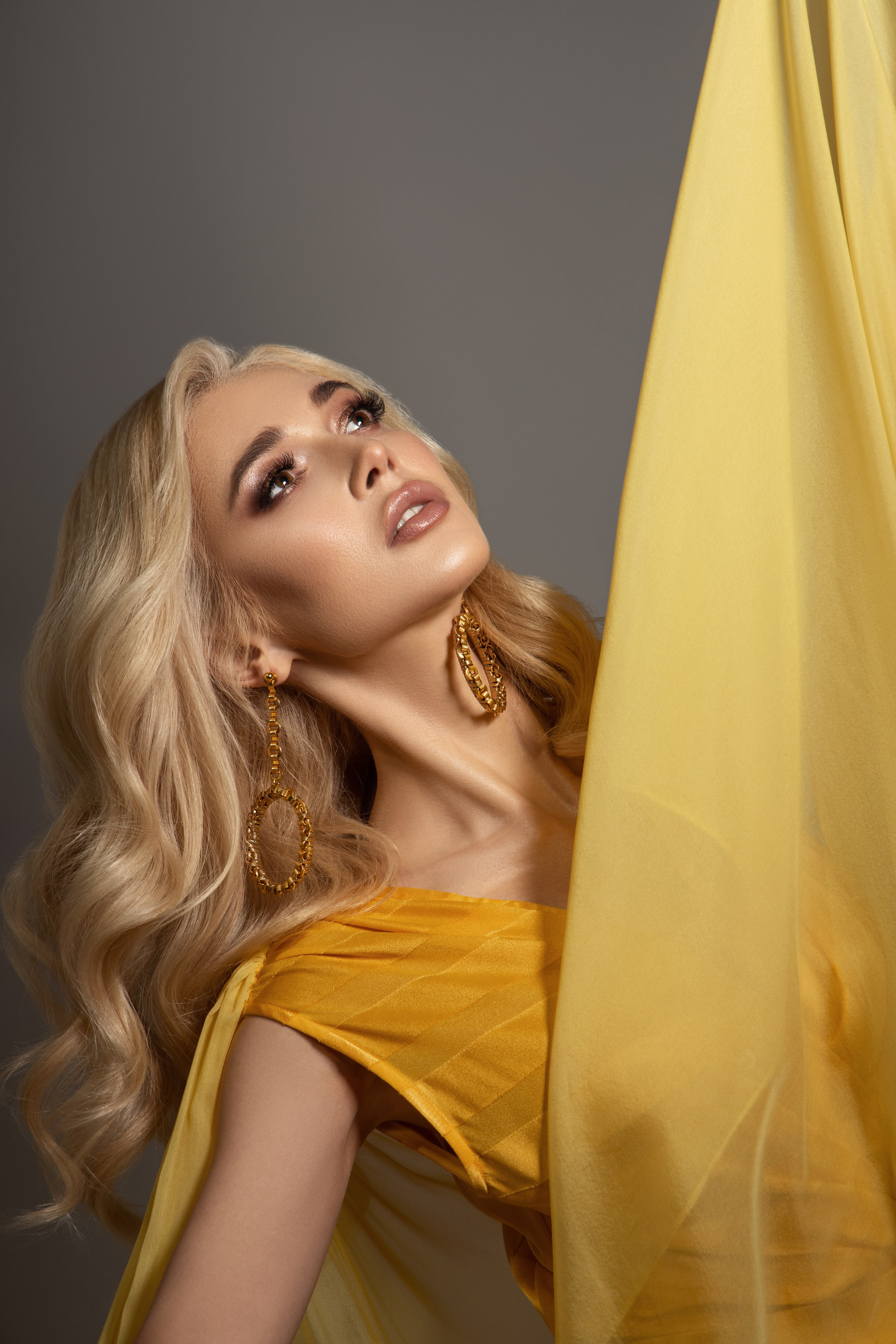 Портретная съемка. Ретушер и бьюти фотограф