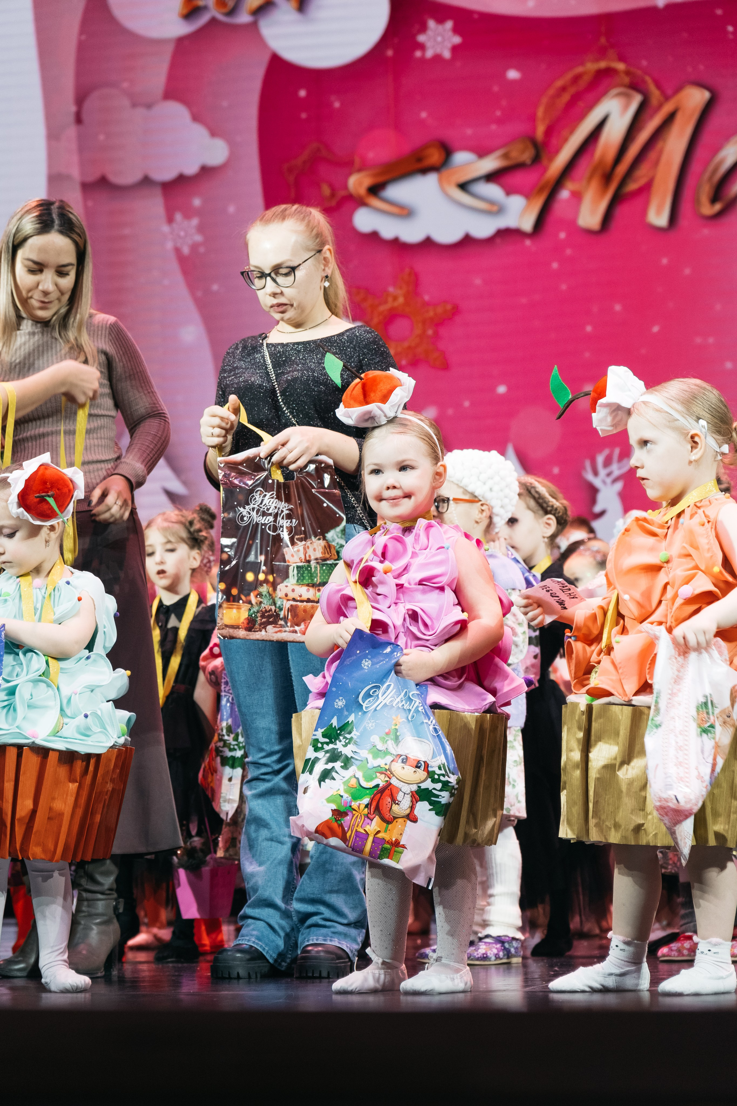 СурГУ 23.12.23. Репортажный и свадебный фотограф в Сургуте