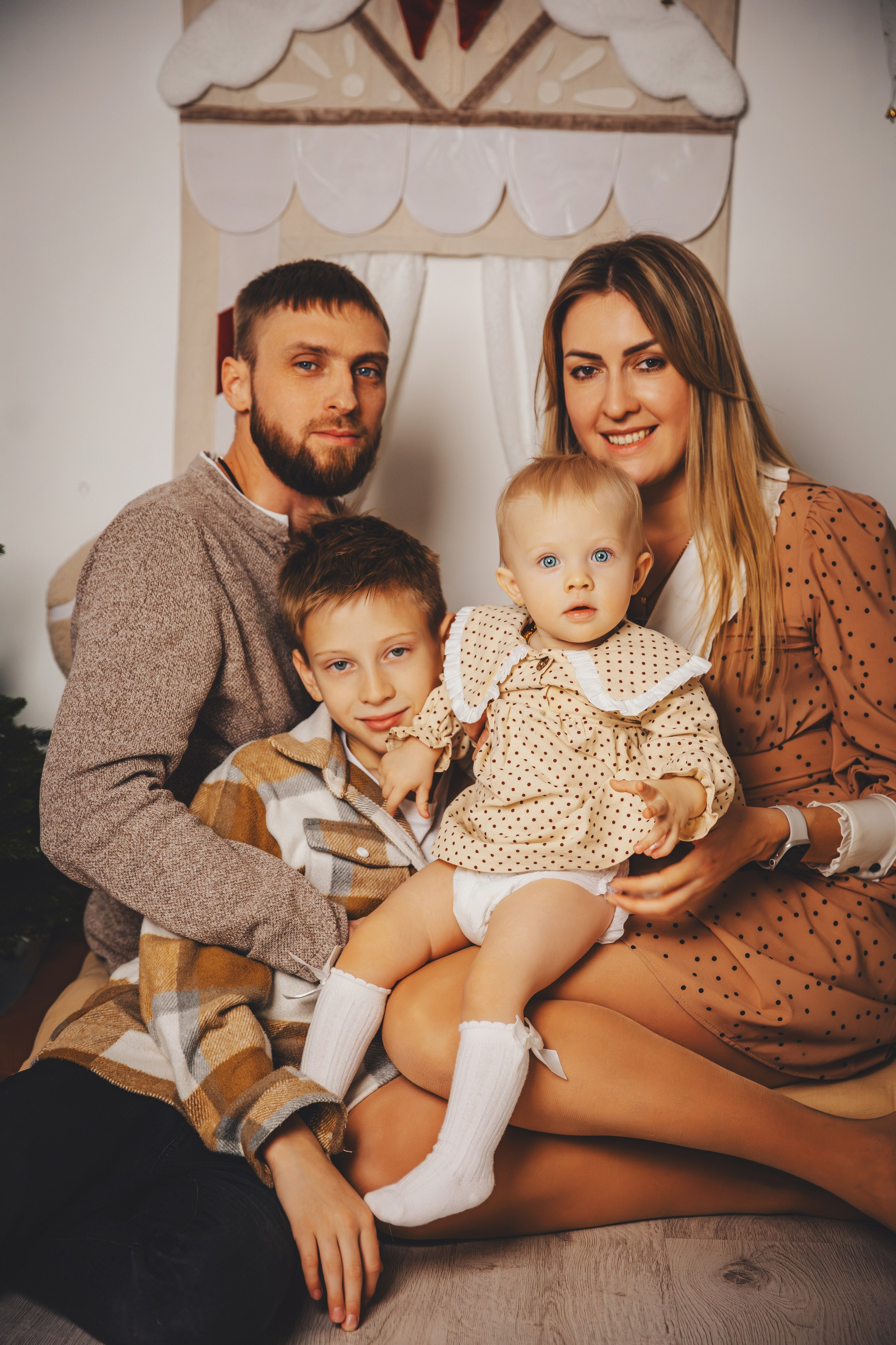 Фотосессия малыша на годик в студии. Семейный и женский фотограф в Москве Надежда Воробьева