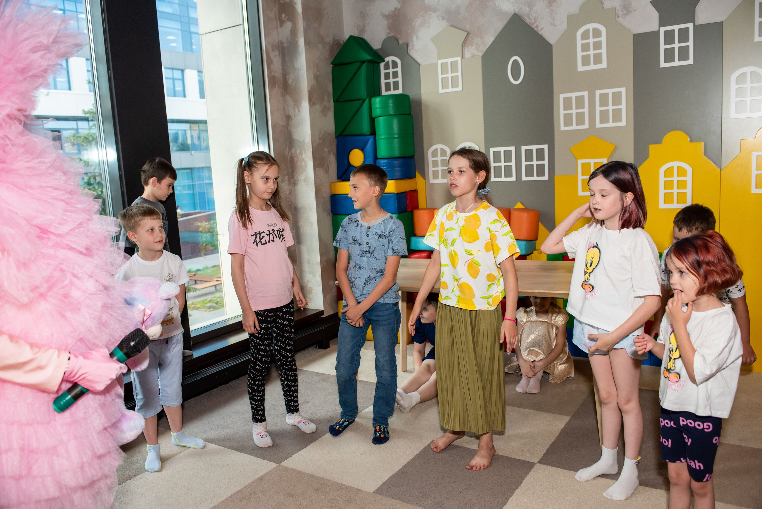 День защиты детей в ресторане «Булгур». Выпускные альбомы в Севастополе, Крыму и Екатеринбурге