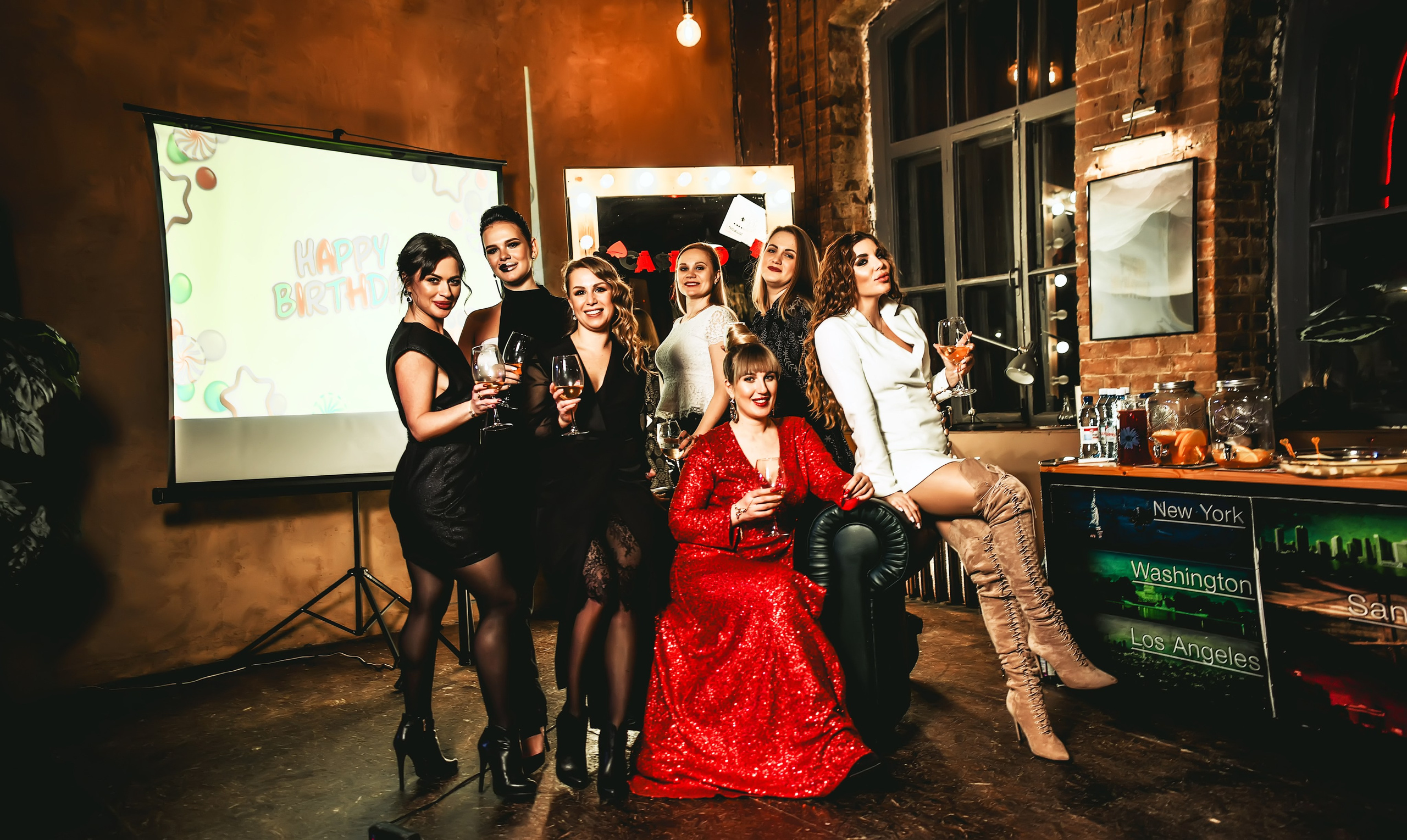 Тематическая вечеринка на юбилей 35 лет. Свадебный, семейный, детский, контент фотограф в Омске Максим Ильин