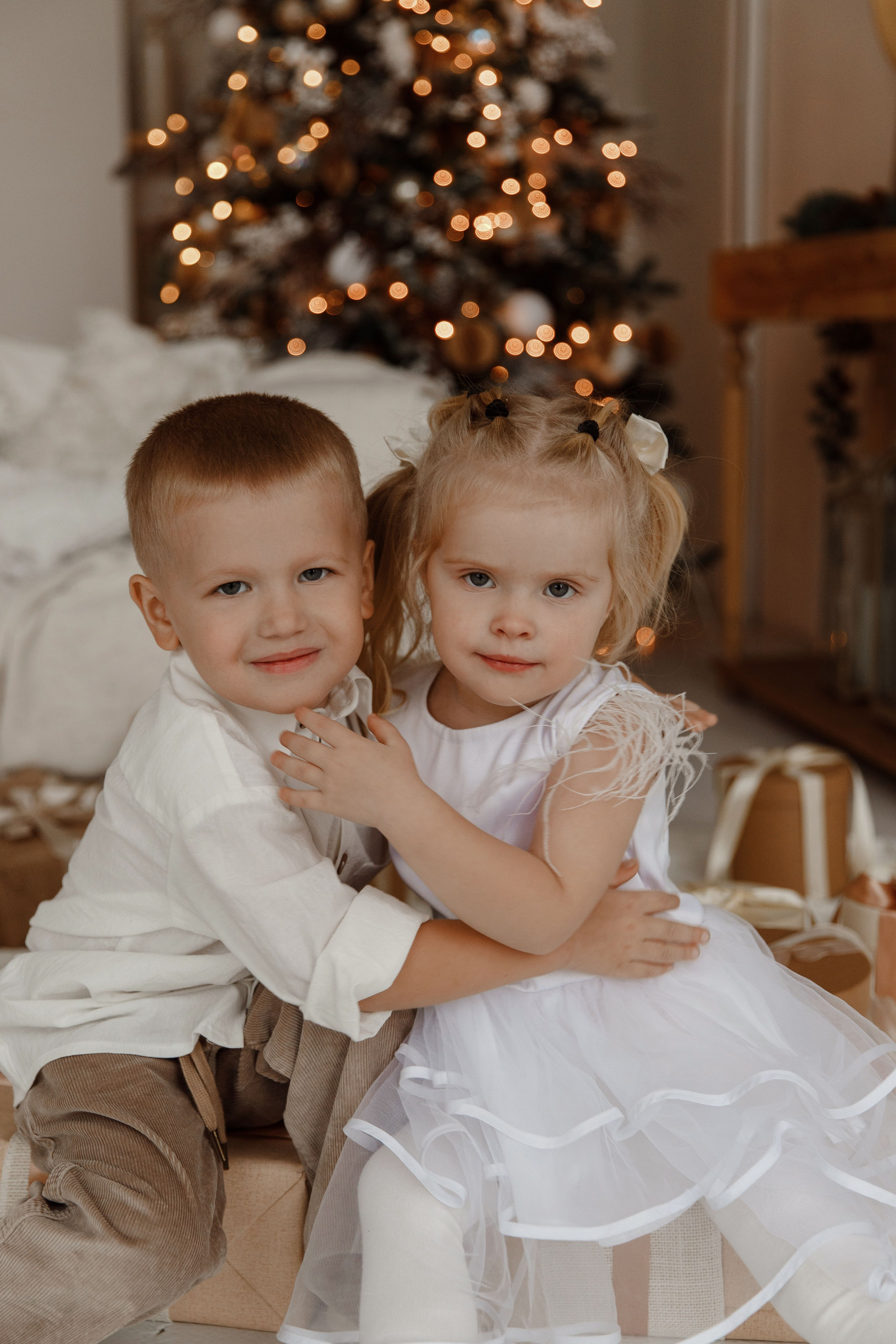 Семейная новогодняя фотосессия в студи Мимика. Фотограф Александра Сыщенко