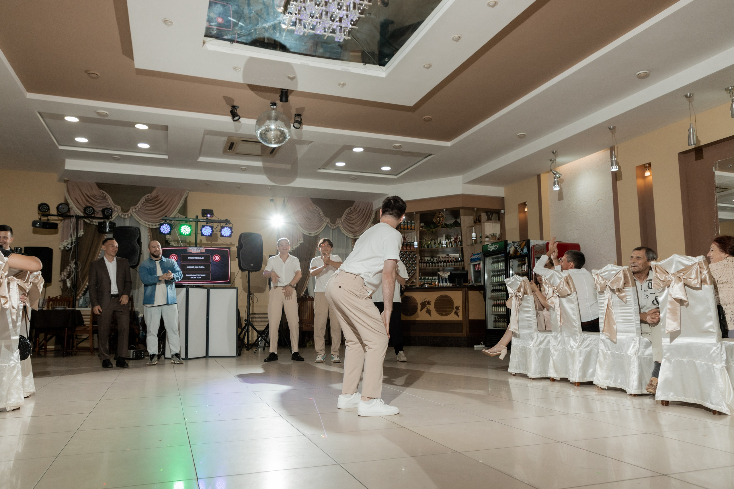 Роман и Александра (банкет). Свадебный фотограф Ангелина Сунгатулина | Саратов | Балаково | Вольск