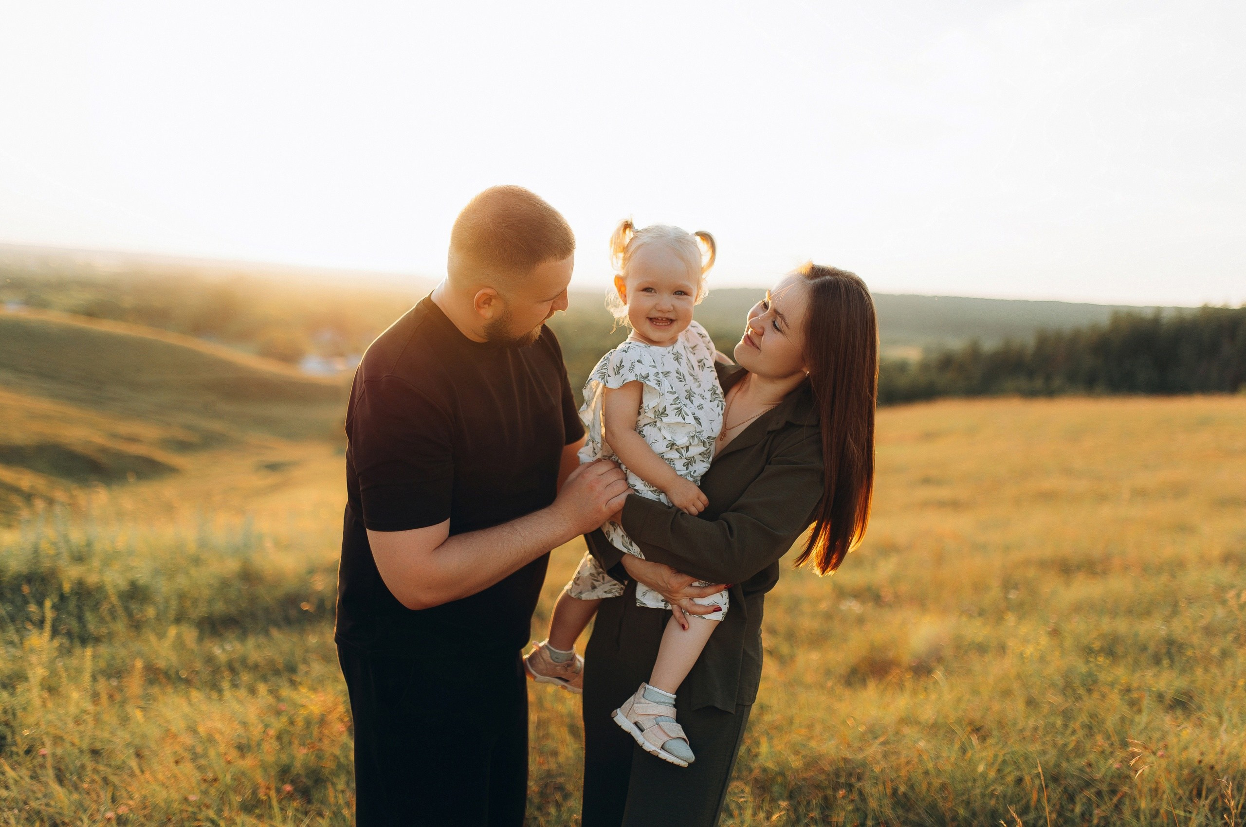 Катя, Рома и Регина🤍. Ph. Marina Reshetova