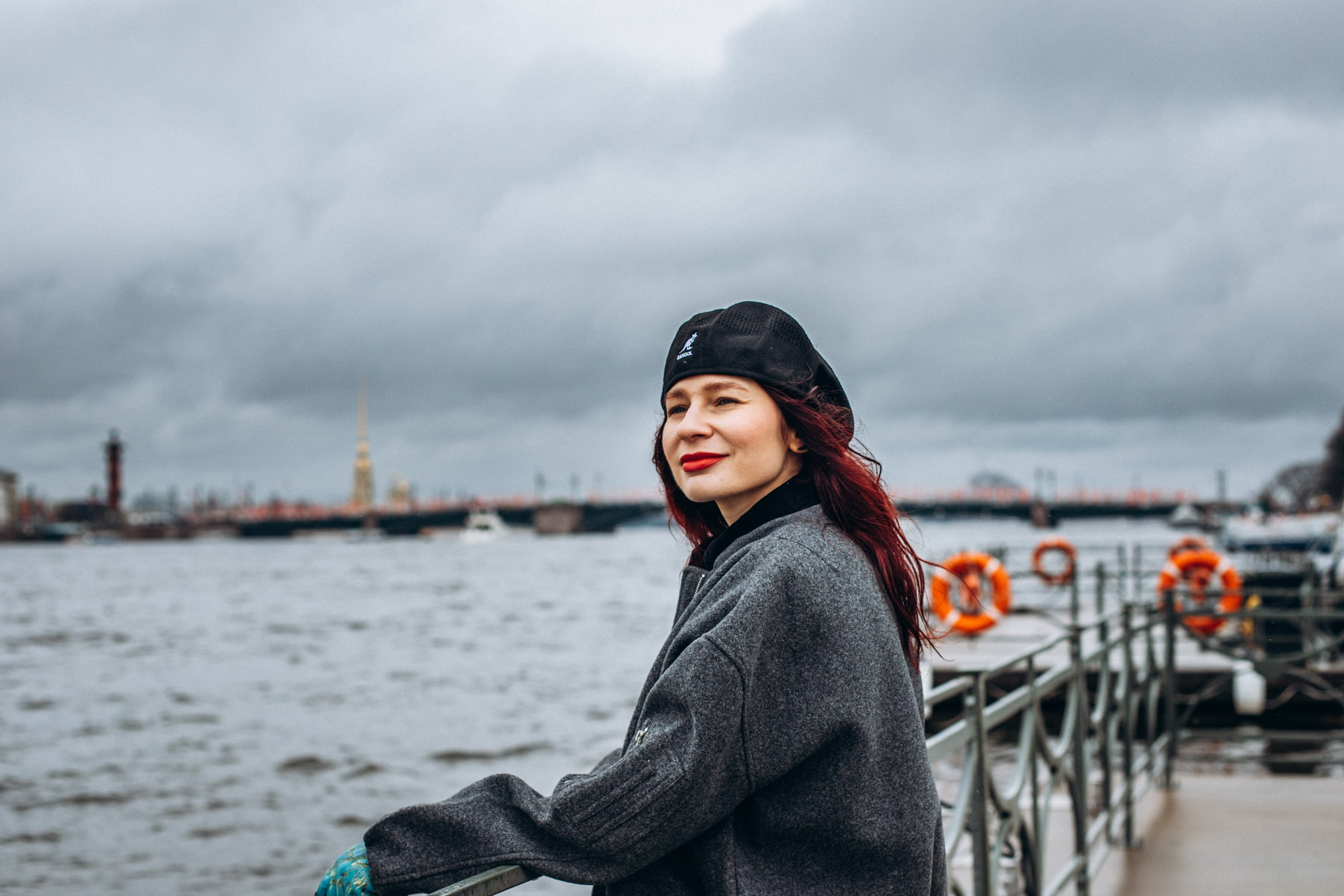 Людмила в мае. Фотопрогулка в Петербурге. Индивидуальный и семейный фотограф в Санкт-Петербурге