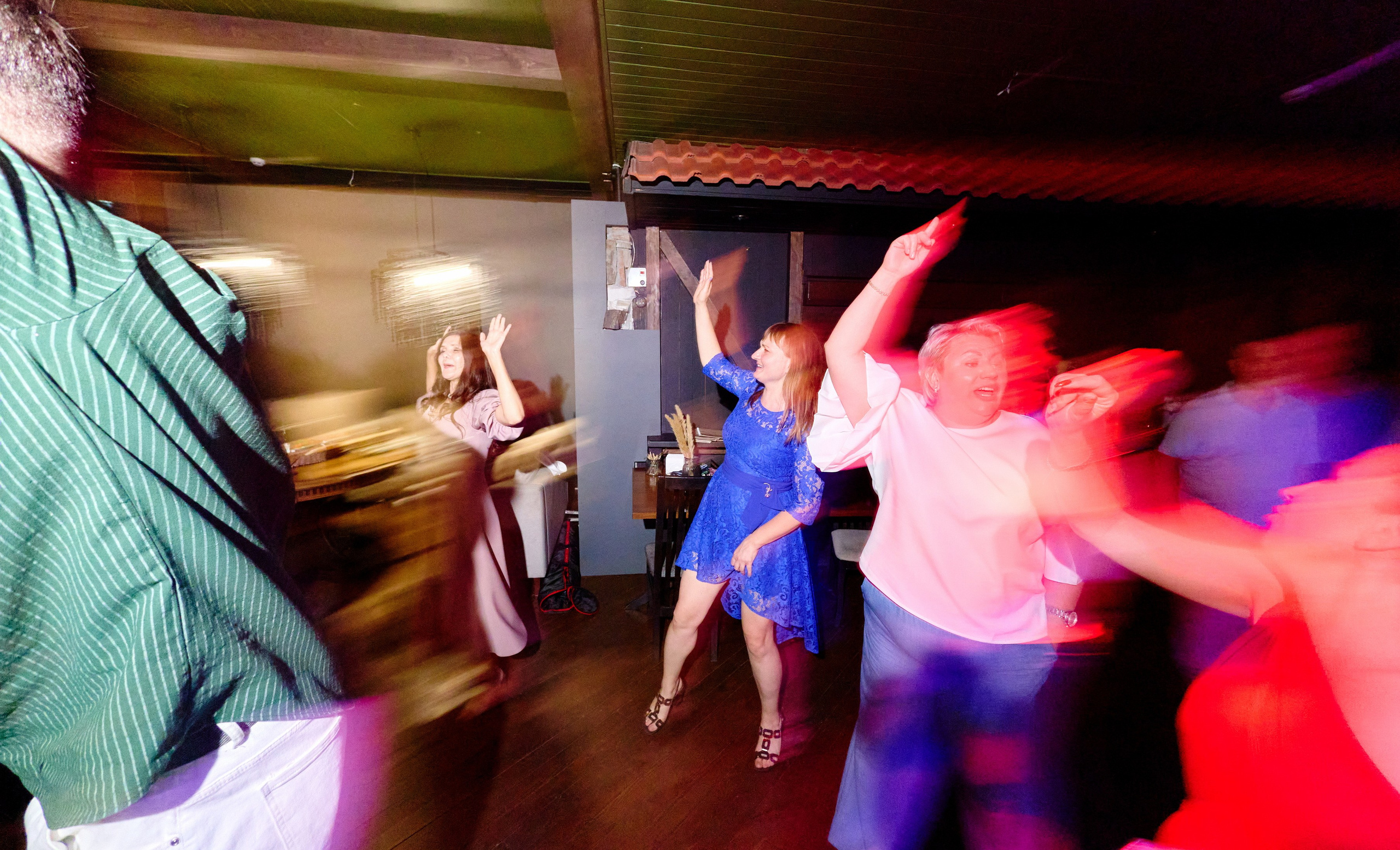 Выпускной 35 Сош. Фотограф Выпускные альбомы Таганрог Сергей Коробченко