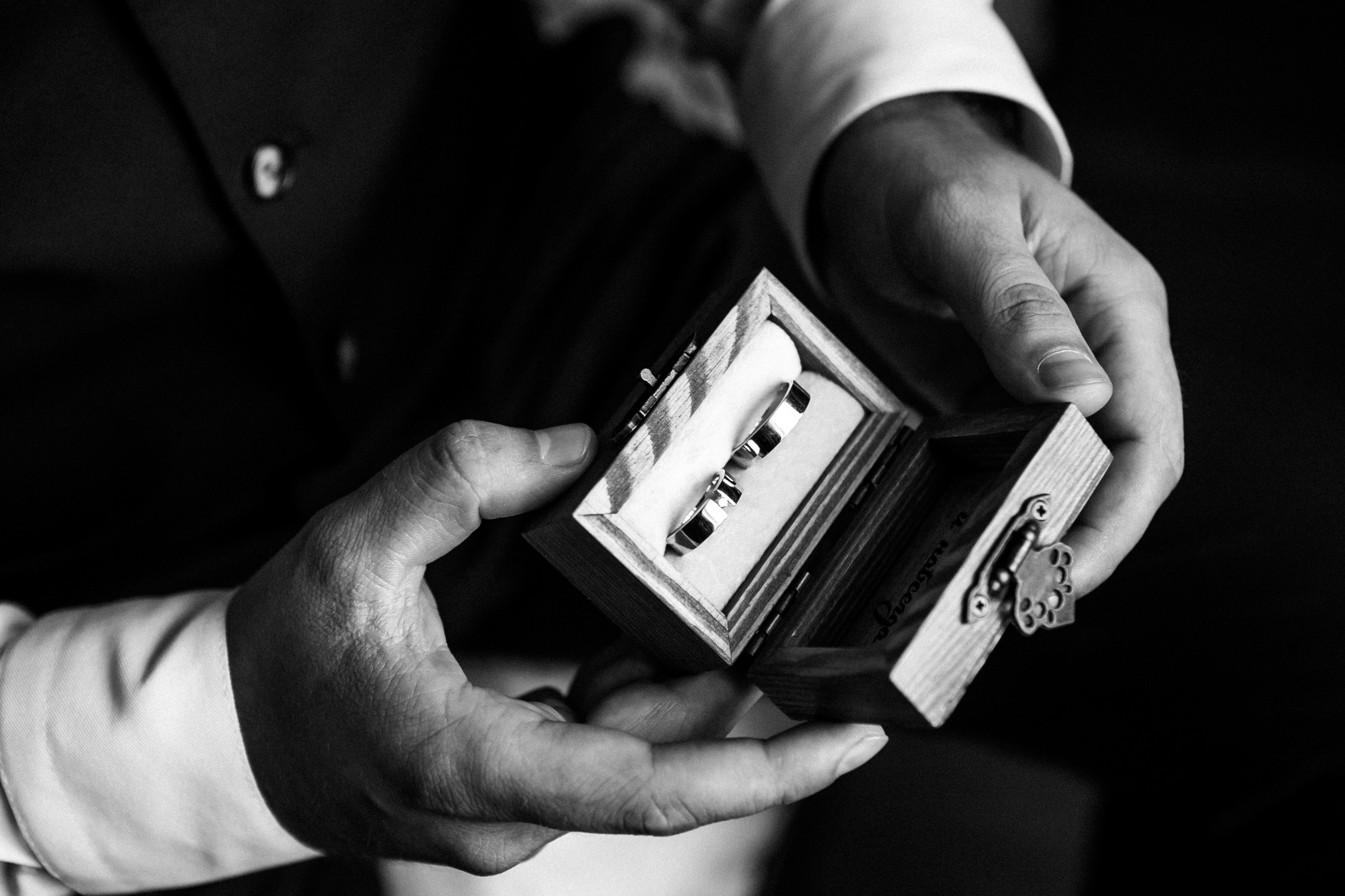 Свадебный фотограф Нижний Новгород. Свадебный и контент фотограф в Нижнем Новгороде Владимир Пресняков