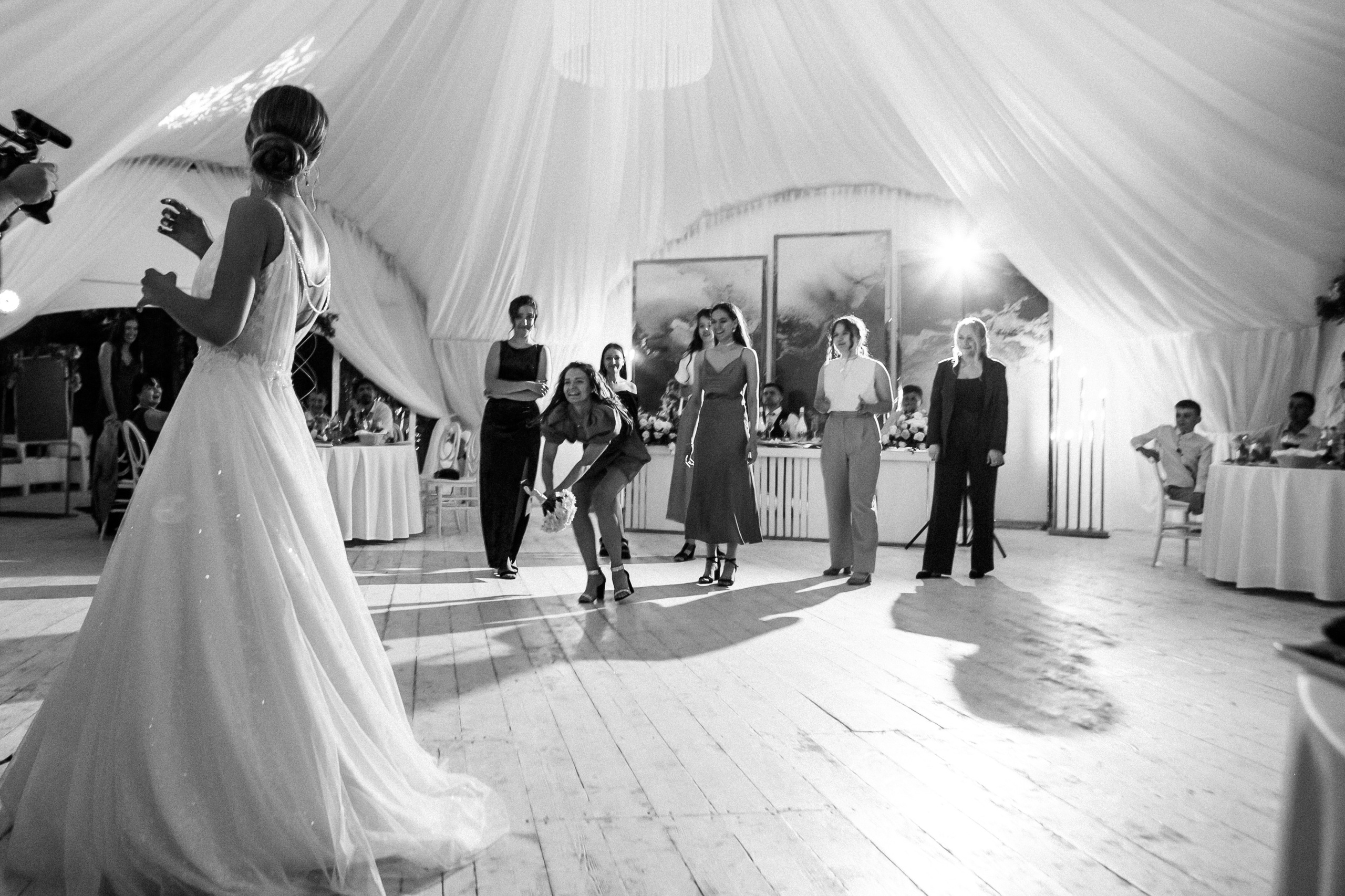 Свадебный фотограф Нижний Новгород. Свадебный и контент фотограф в Нижнем Новгороде Владимир Пресняков