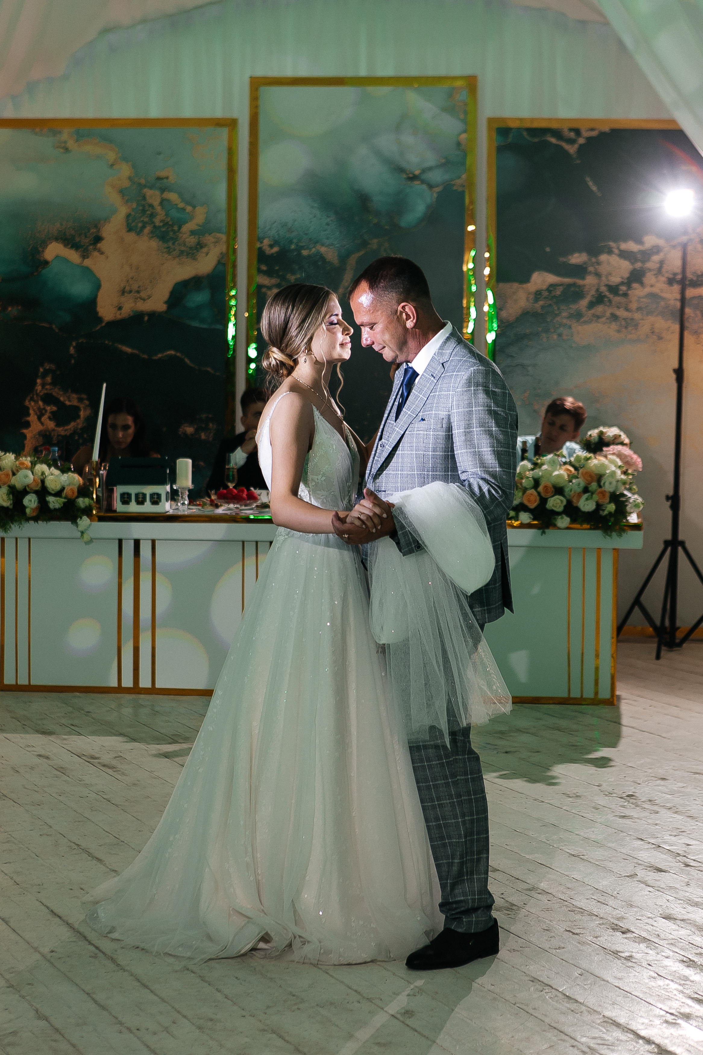 Свадебный фотограф Нижний Новгород. Свадебный и контент фотограф в Нижнем Новгороде Владимир Пресняков