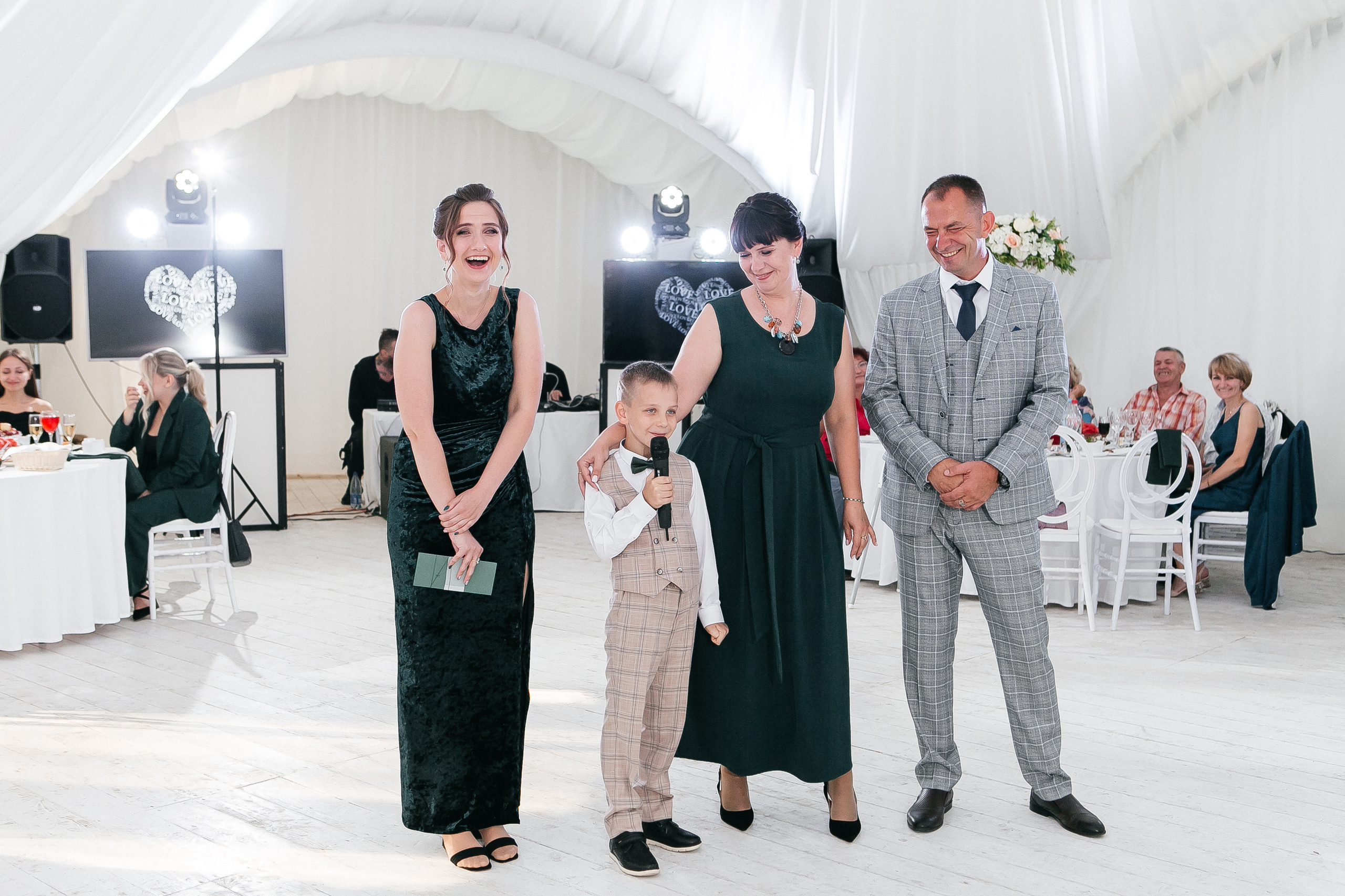 Свадебный фотограф Нижний Новгород. Свадебный и контент фотограф в Нижнем Новгороде Владимир Пресняков