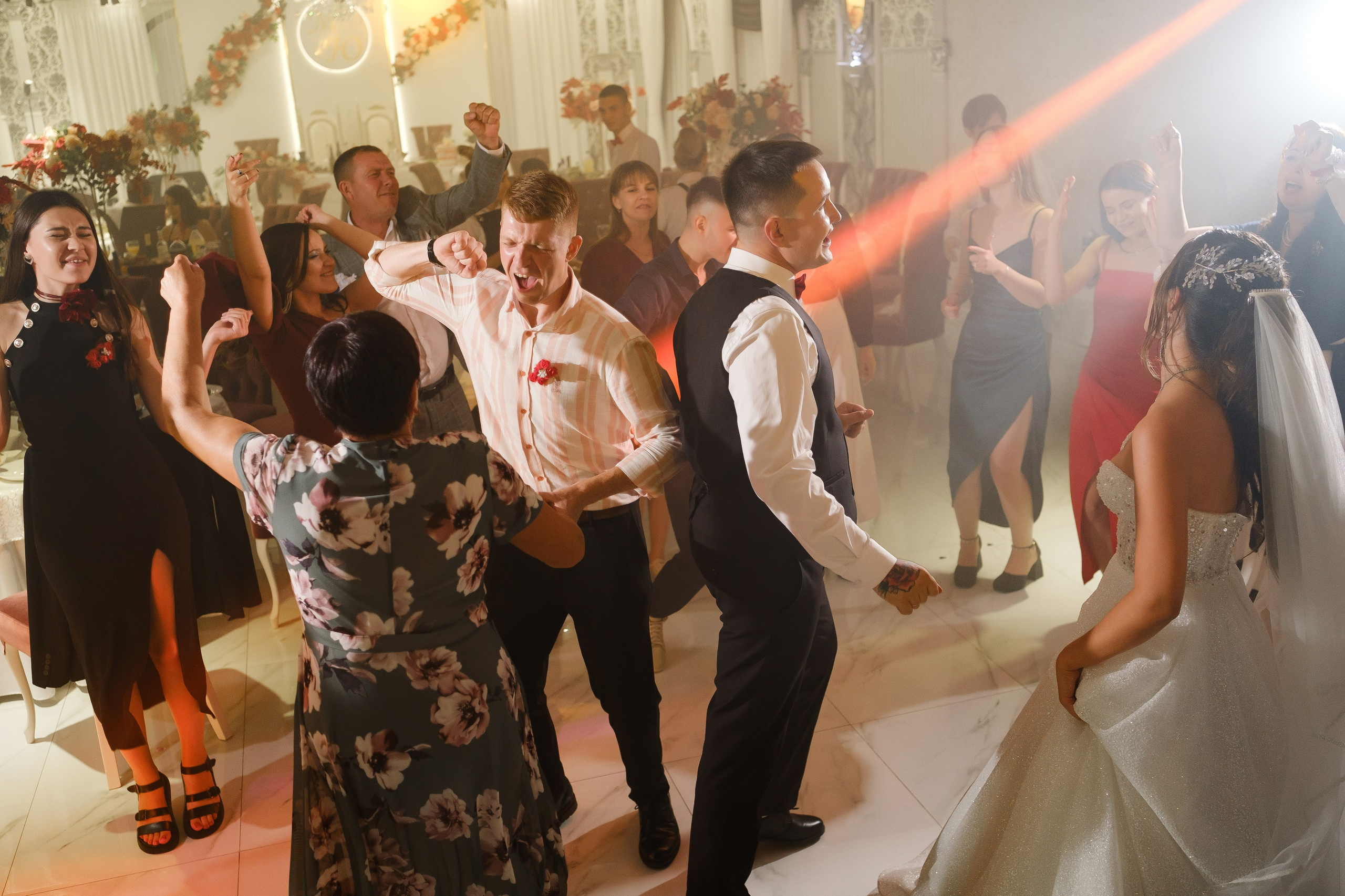 Михаил и Юлия. Свадебный фотограф | репортаж | праздники | крещение