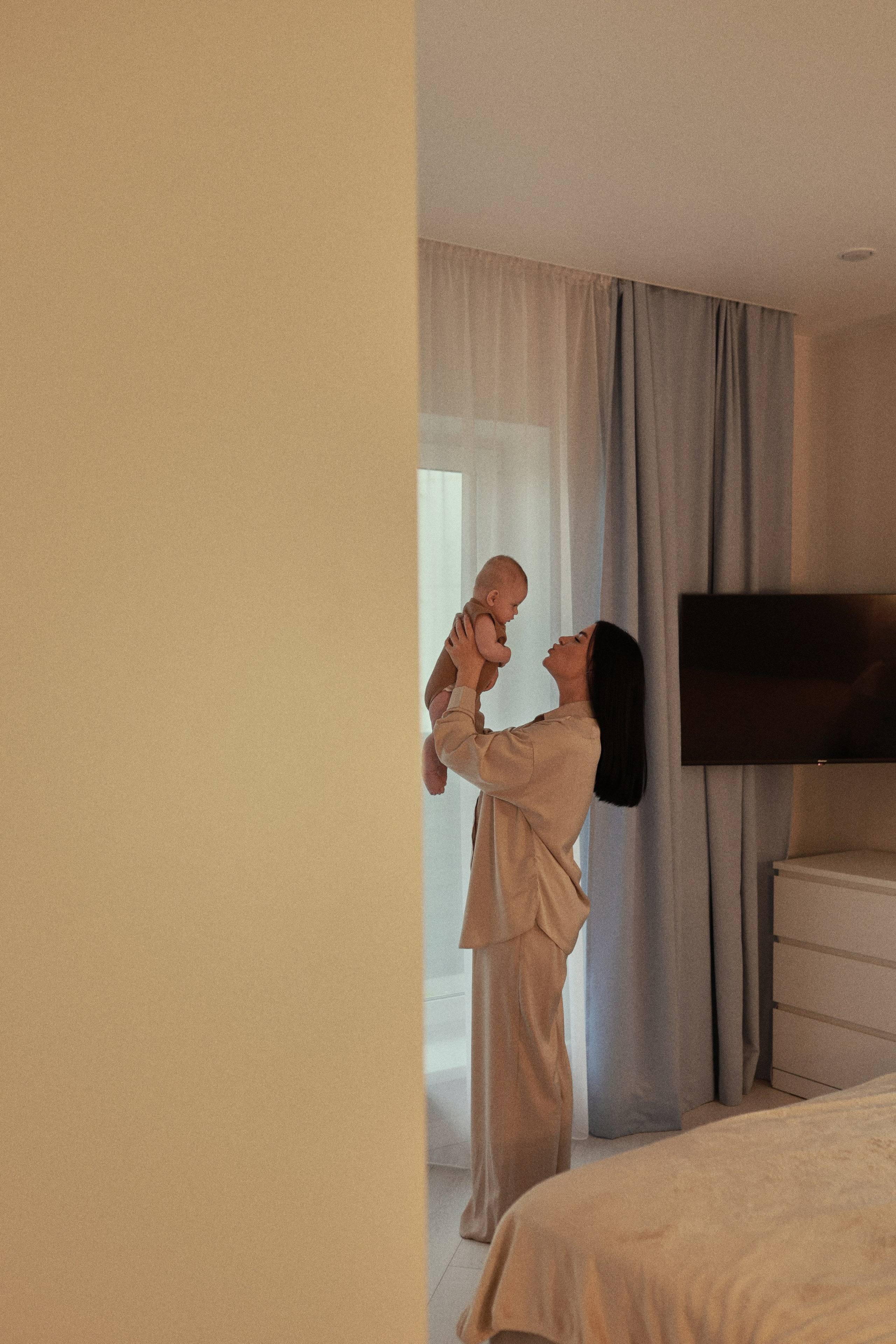 Семейная фотосессия уличная прогулочная домашняя ньюборн newborn детская съемка. Семейный фотограф Виолетта Ватман