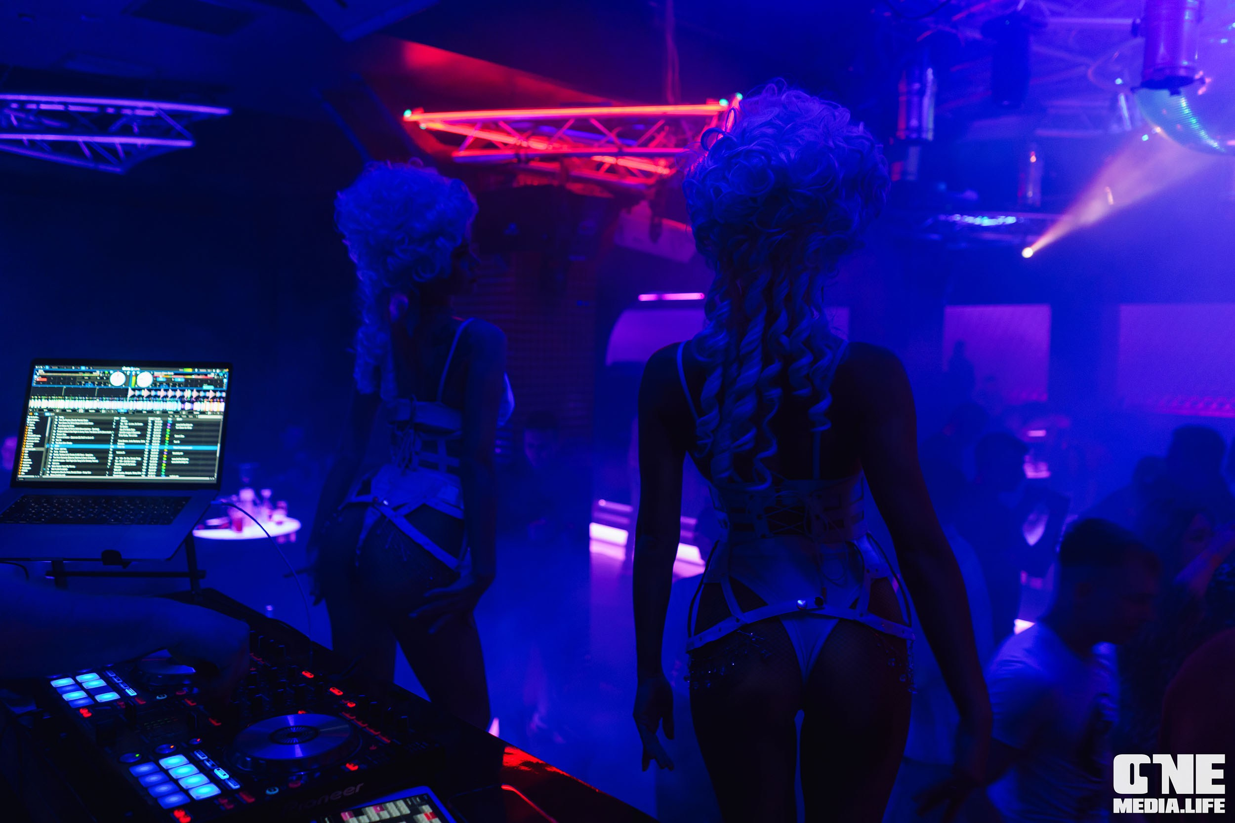 Фоторепортаж из РК Планета. One Media Life: фоторепортажи, фотоотчеты с мероприятий и заведений