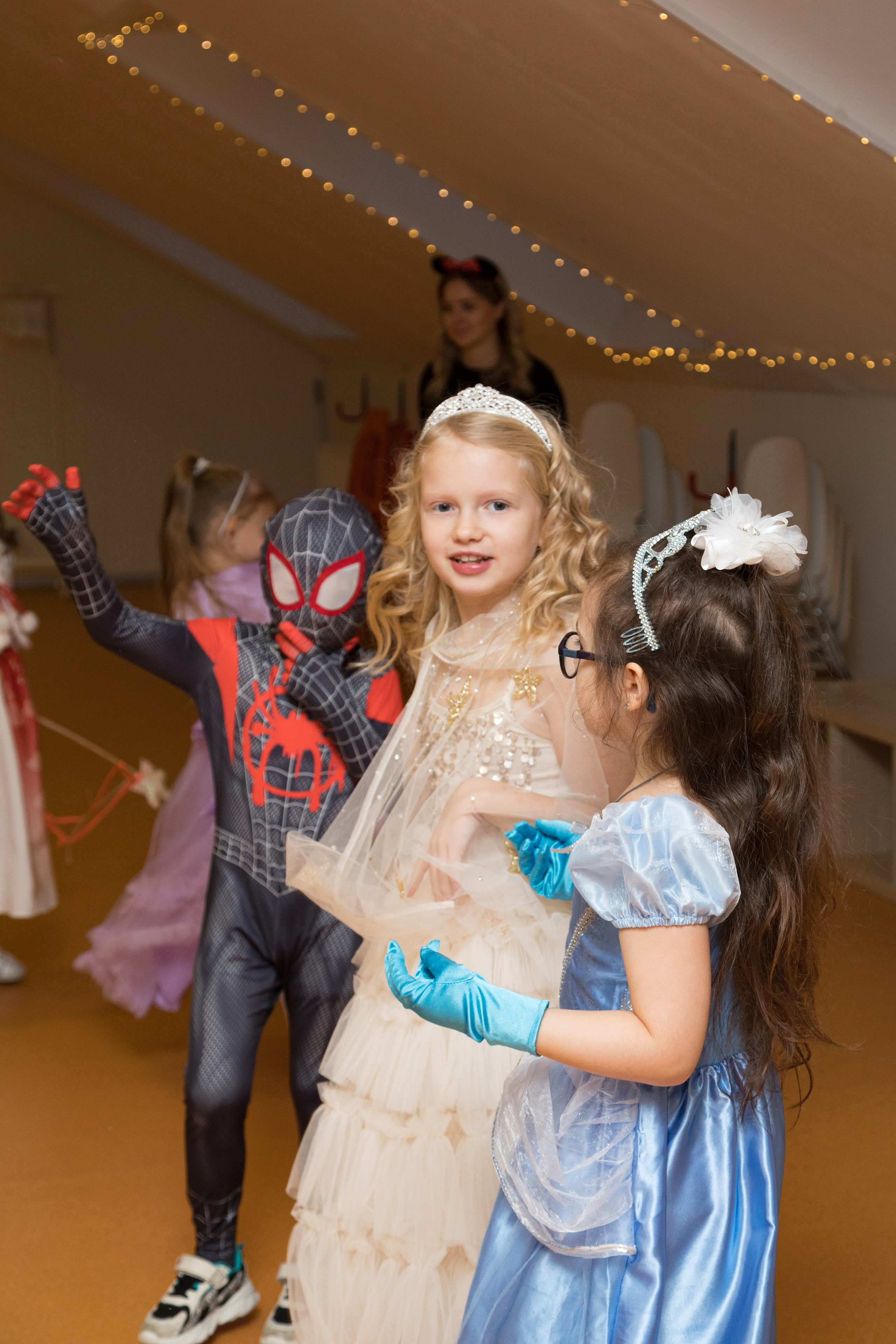 Фото детского новогоднего праздника. Детский и контент фотограф Надя Волкова Санкт-Петербург