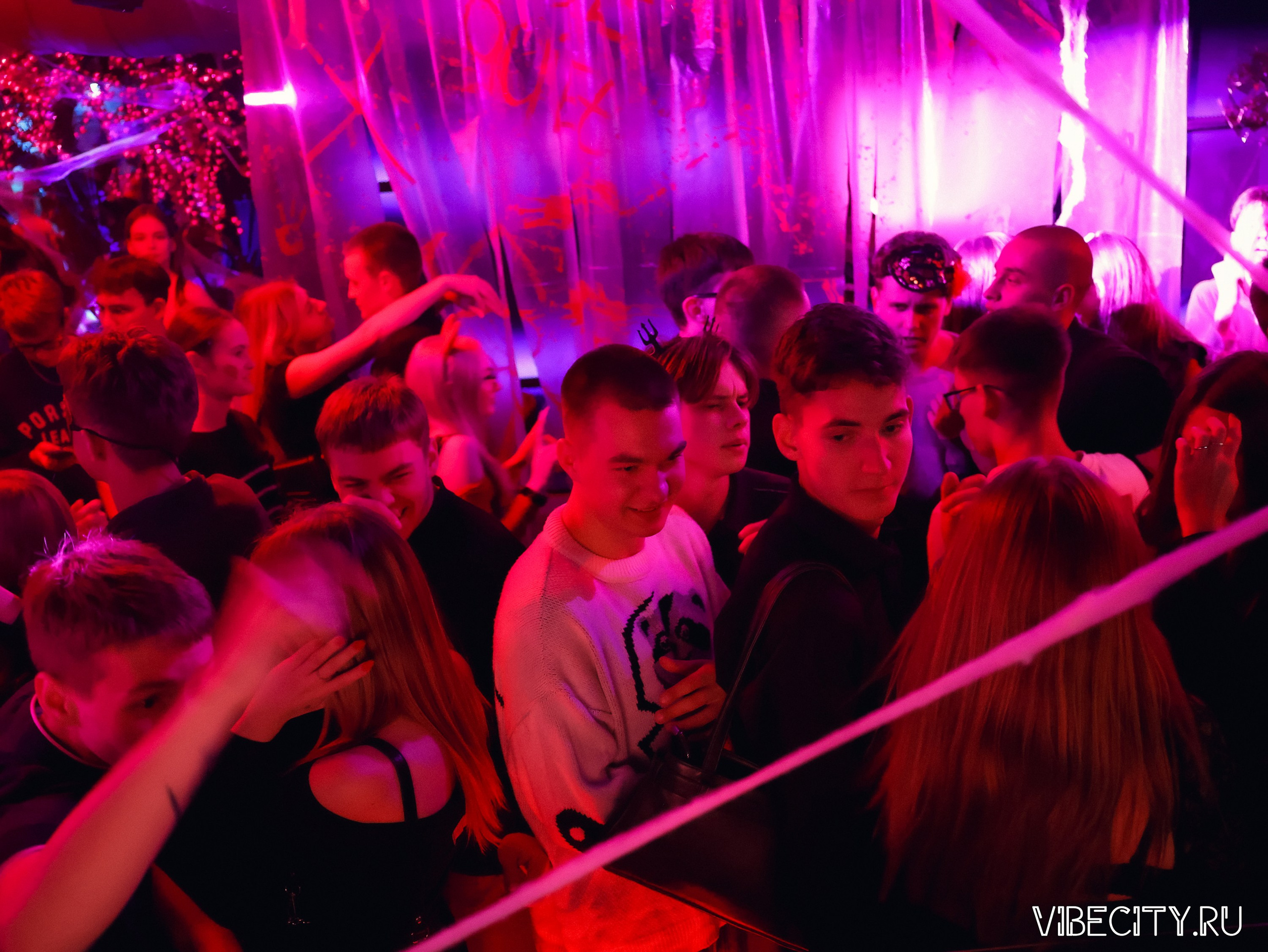 DOUBLE U. VIBECITY.RU Вайб Сити Ру Фоторепортажи Фотоотчеты Калининград